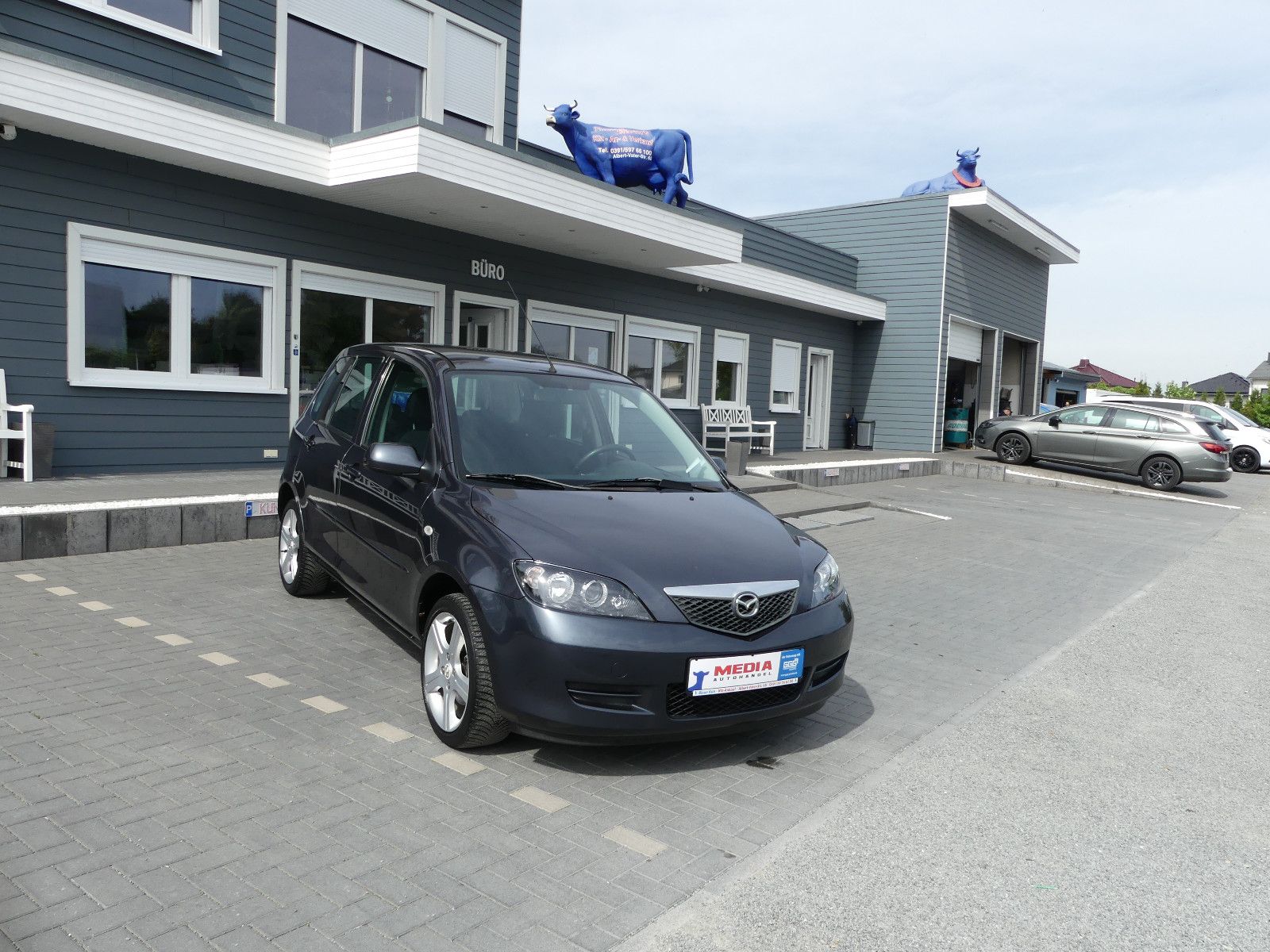 Fahrzeugabbildung Mazda 2 Lim. 1.4 Active