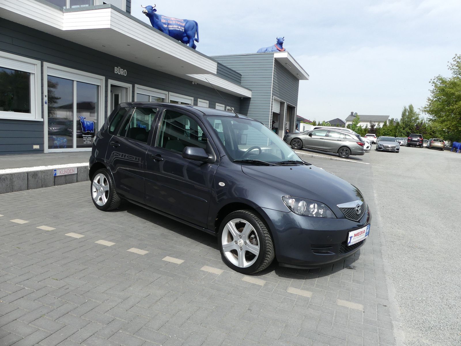 Fahrzeugabbildung Mazda 2 Lim. 1.4 Active