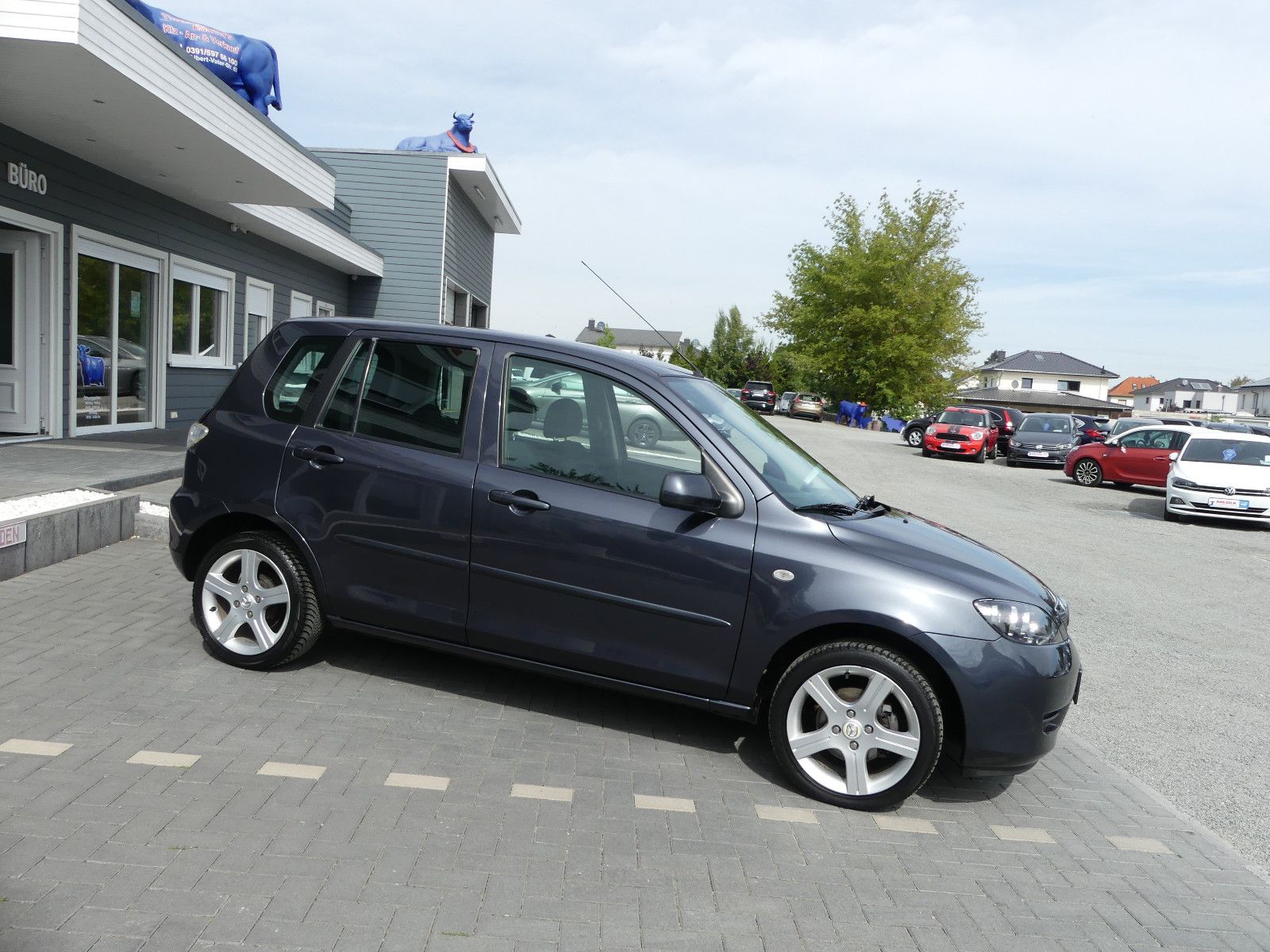 Fahrzeugabbildung Mazda 2 Lim. 1.4 Active
