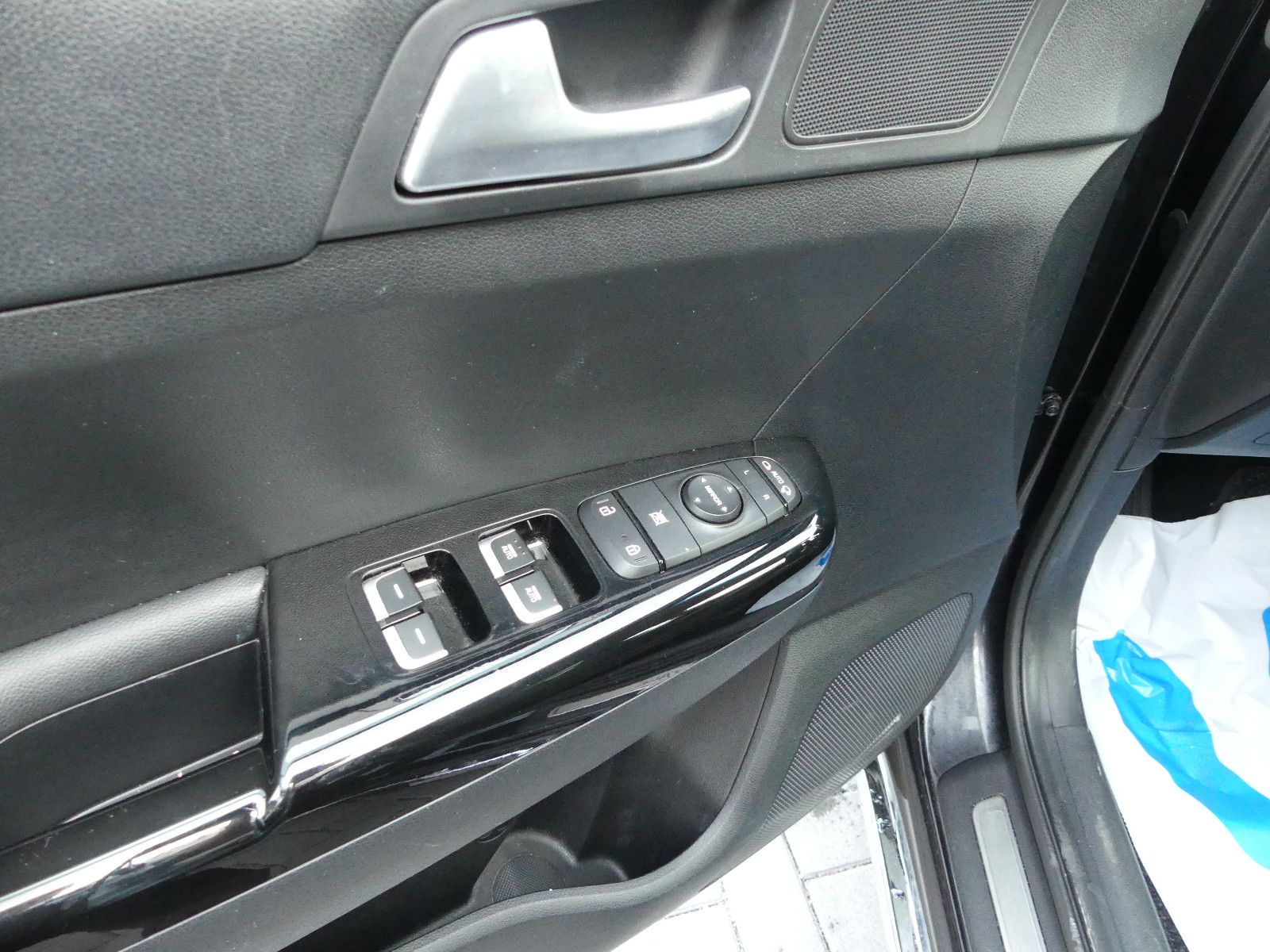 Fahrzeugabbildung Kia Sportage"1.HAND"