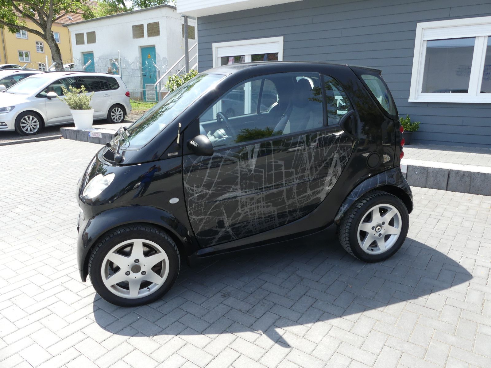 Fahrzeugabbildung Smart ForTwo fortwo coupe Basis