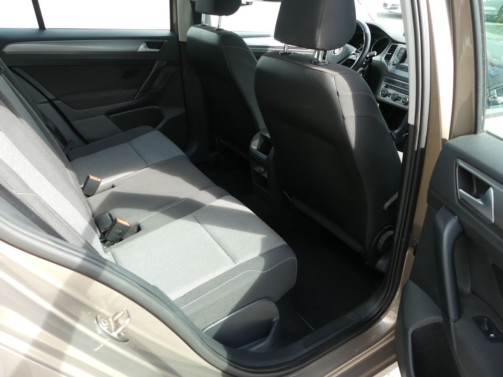 Fahrzeugabbildung Volkswagen Golf Sportsvan VII Trendline BMT/Start-Stopp