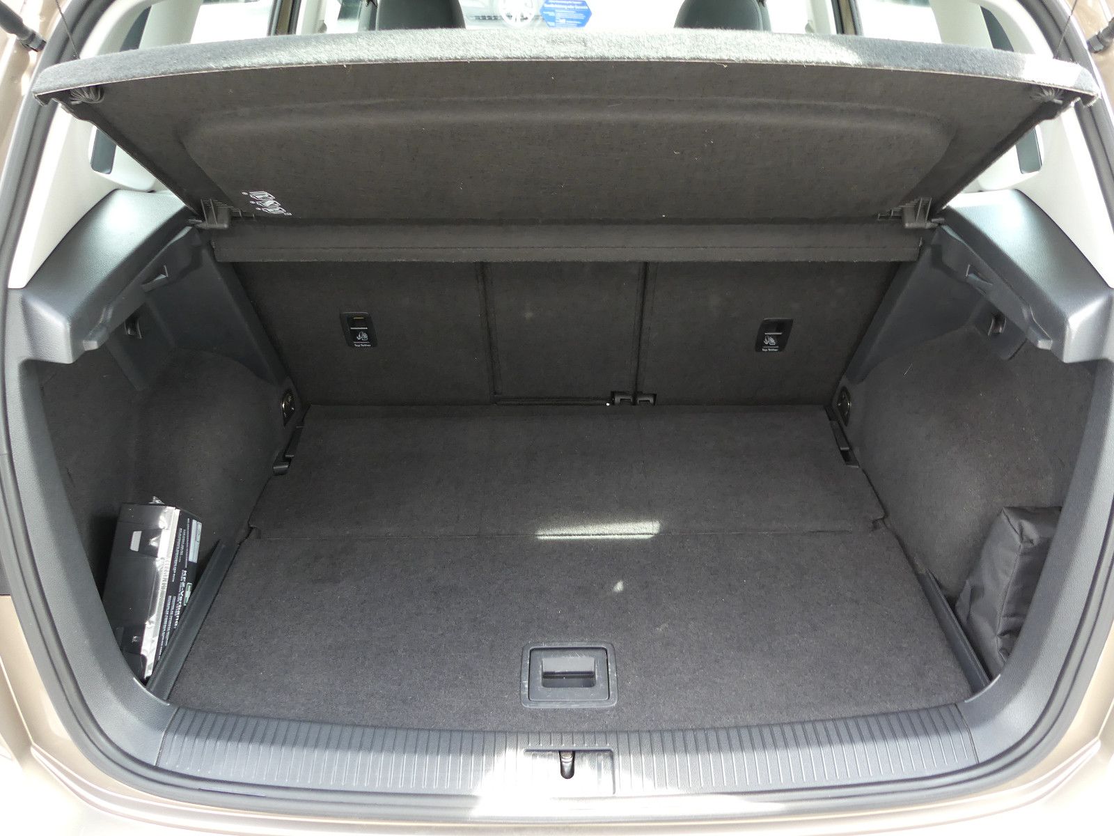 Fahrzeugabbildung Volkswagen Golf Sportsvan VII Trendline BMT/Start-Stopp