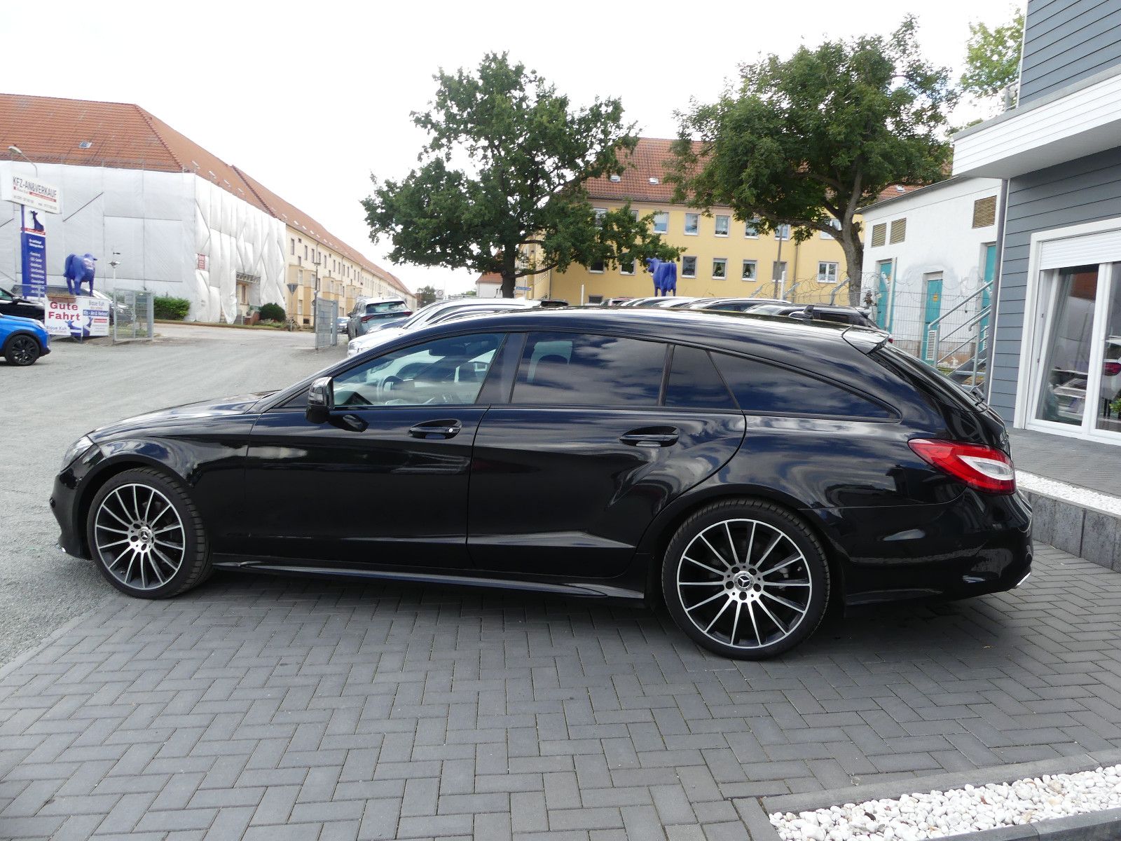 Fahrzeugabbildung Mercedes-Benz CLS . 250 BlueTec / d 4Matic