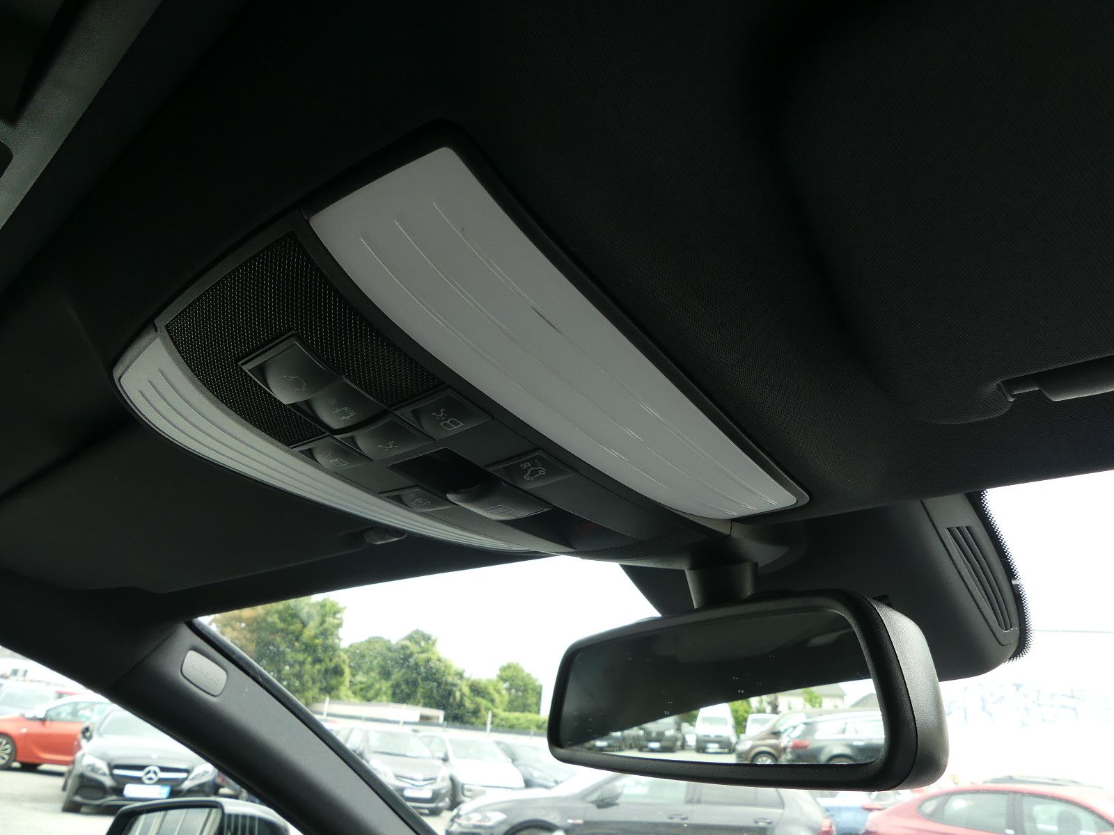 Fahrzeugabbildung Mercedes-Benz CLS . 250 BlueTec / d 4Matic