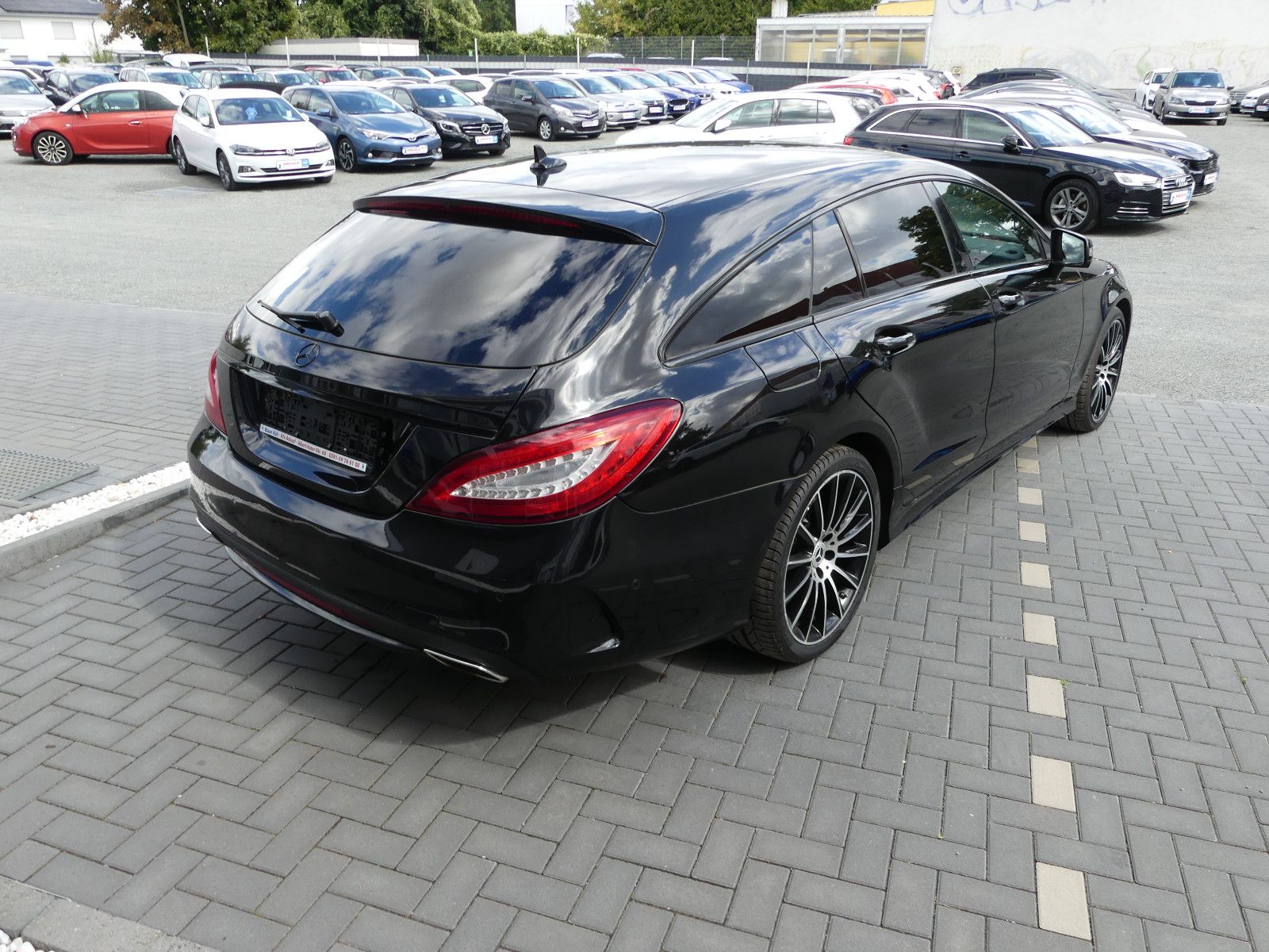 Fahrzeugabbildung Mercedes-Benz CLS . 250 BlueTec / d 4Matic