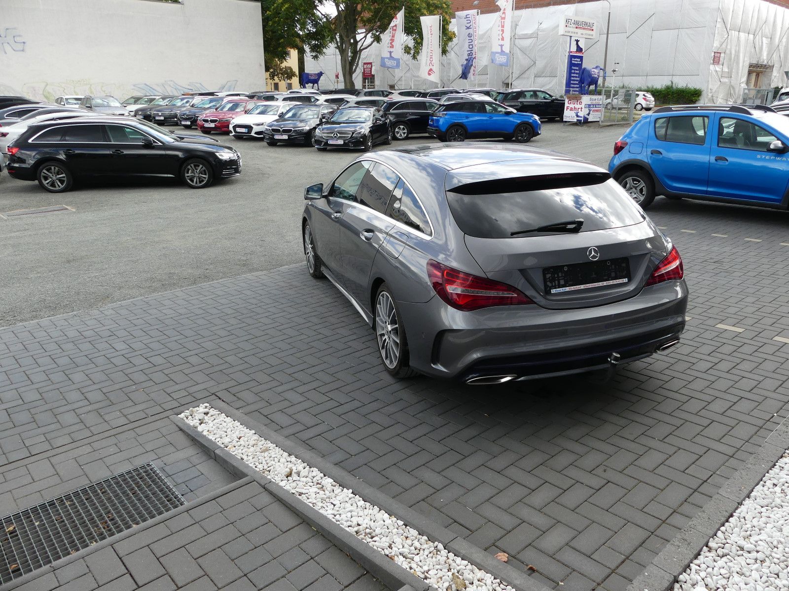 Fahrzeugabbildung Mercedes-Benz CLA Shooting Brake CLA 200 AMG - Line"58TKM"