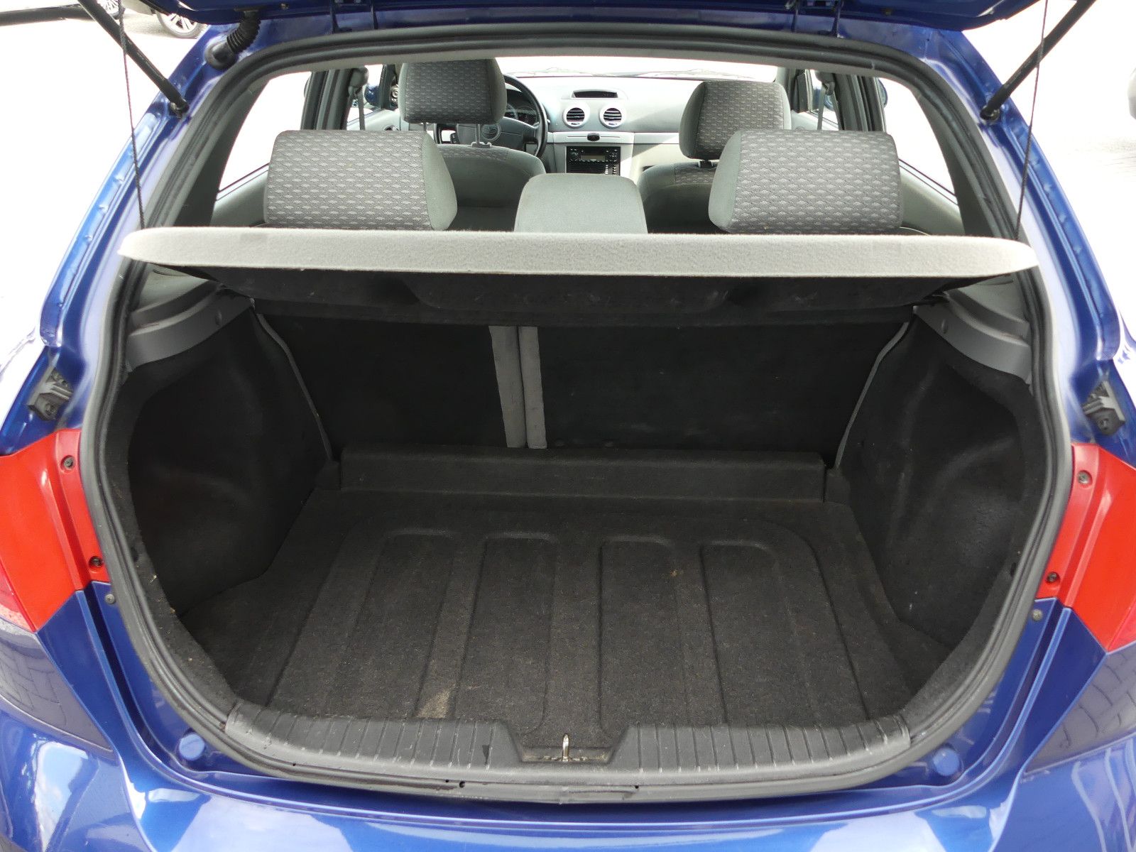 Fahrzeugabbildung Chevrolet Lacetti CDX