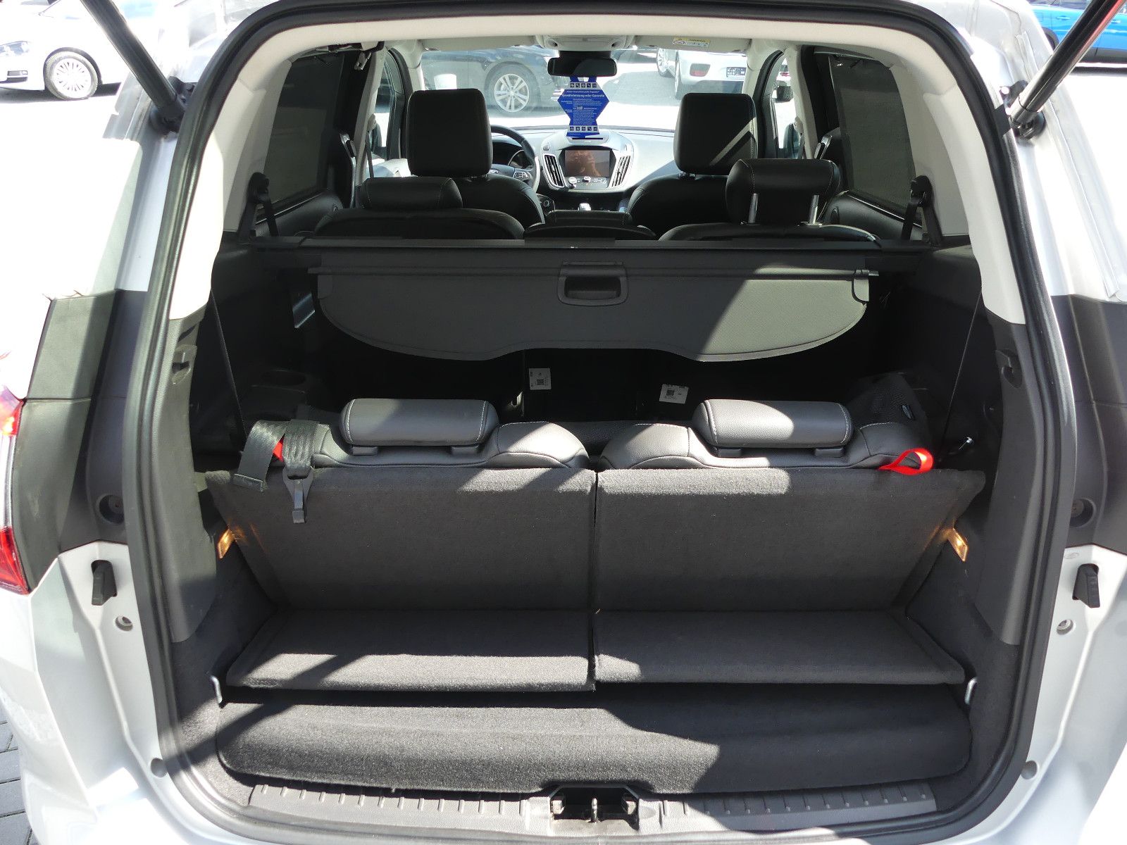 Fahrzeugabbildung Ford Grand C-Max Grand C-MAX Titanium, * 7 SITZER*