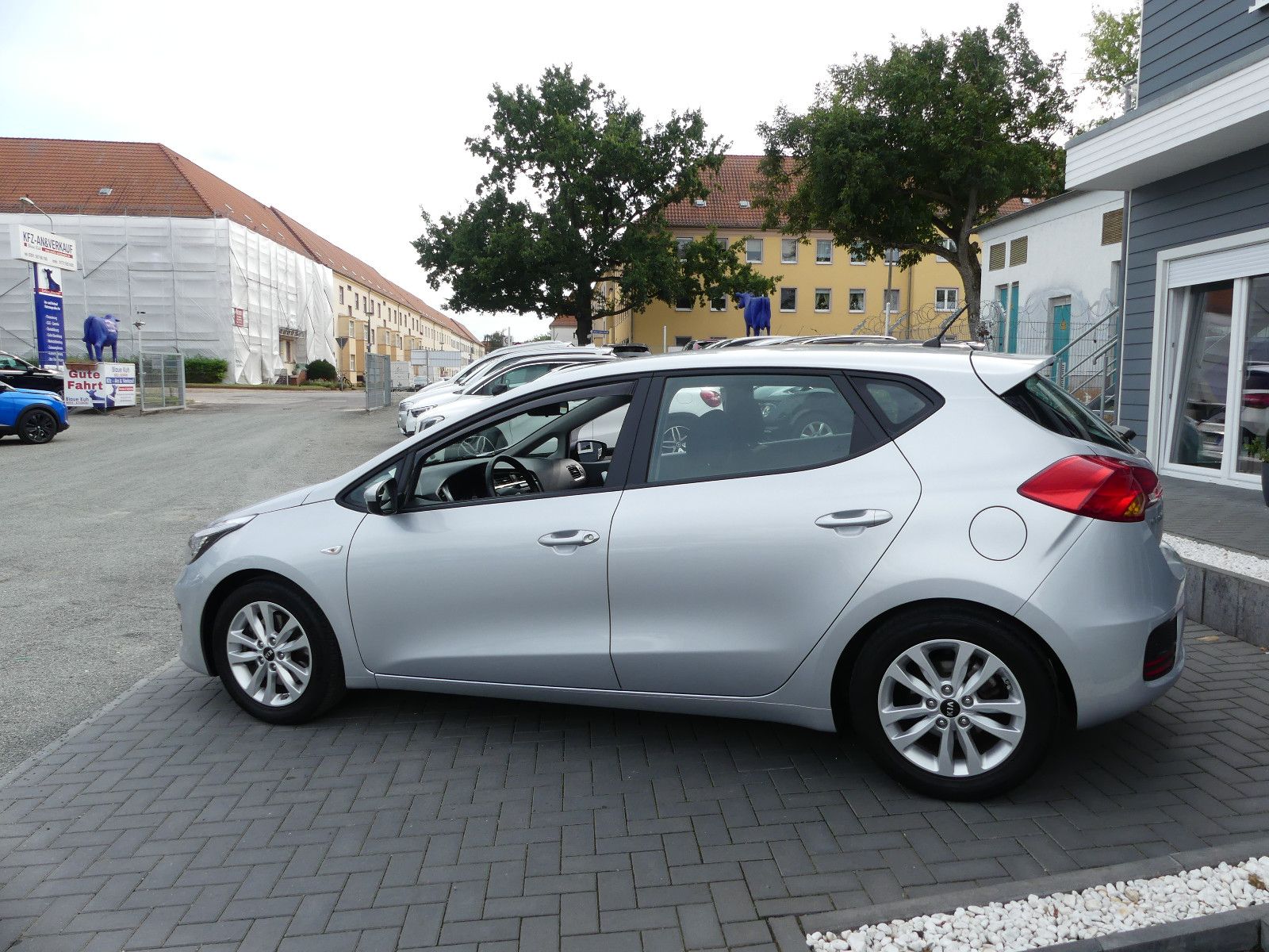 Fahrzeugabbildung Kia cee'd / Ceed"74TKM"