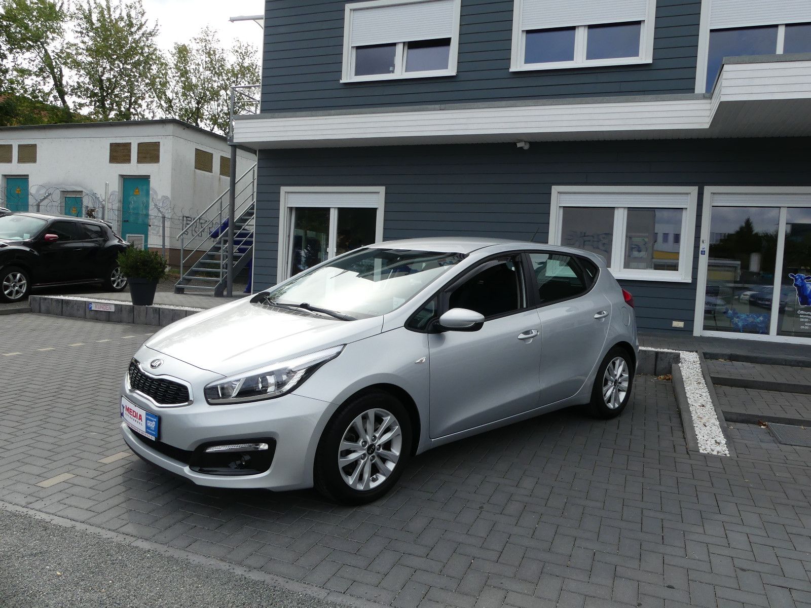 Fahrzeugabbildung Kia cee'd / Ceed"74TKM"