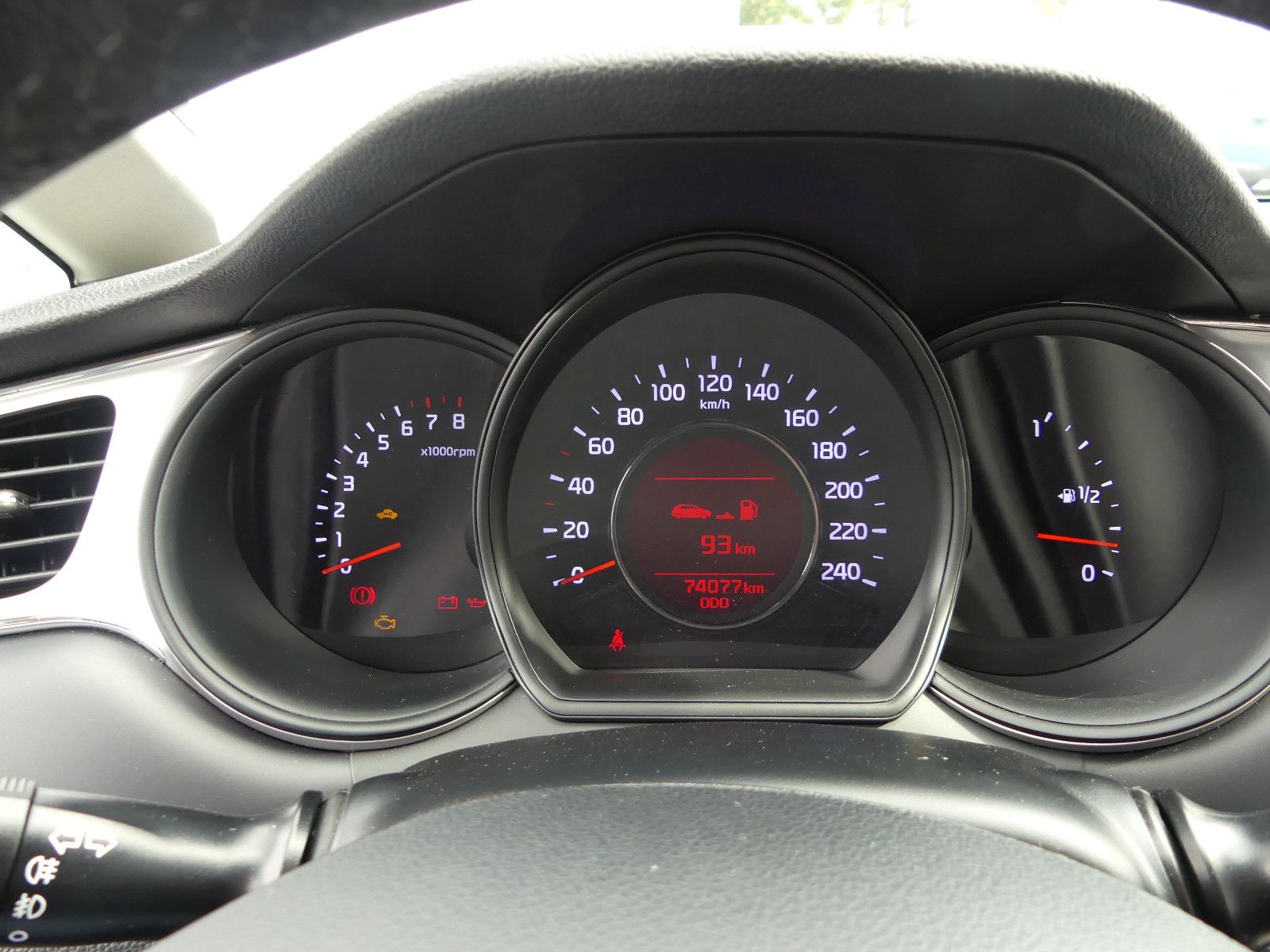 Fahrzeugabbildung Kia cee'd / Ceed"74TKM"