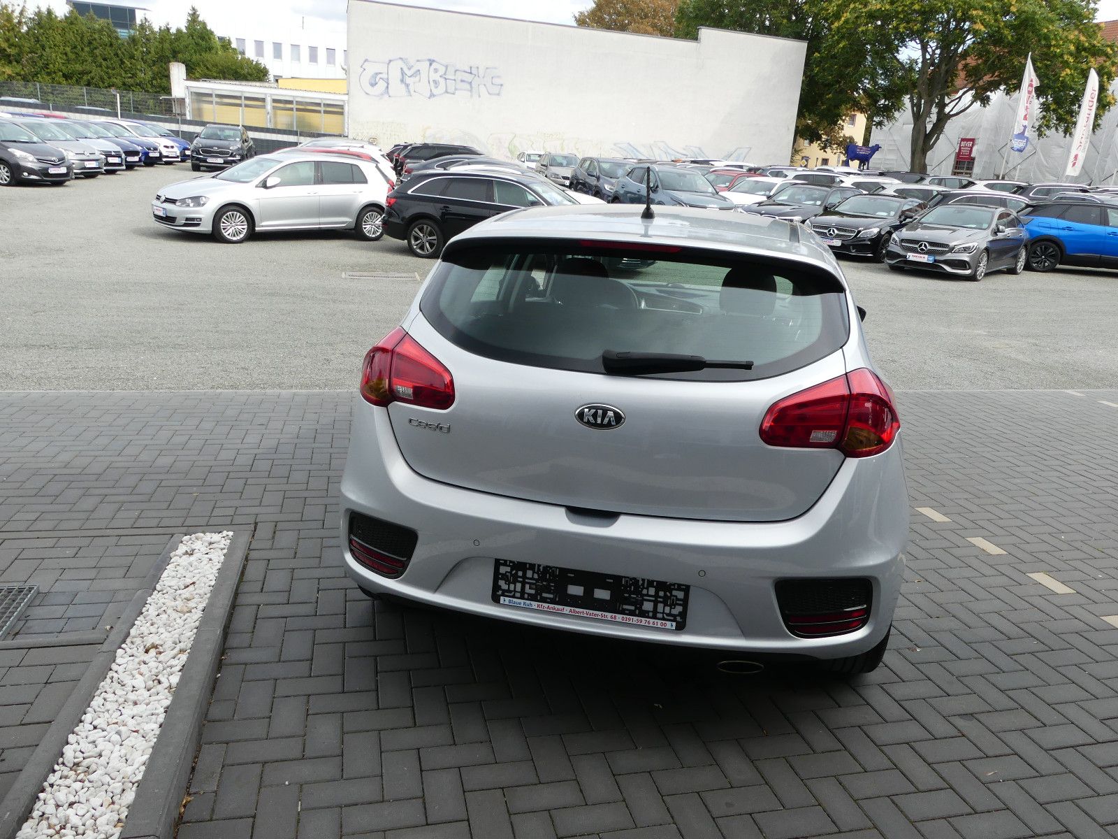 Fahrzeugabbildung Kia cee'd / Ceed"74TKM"