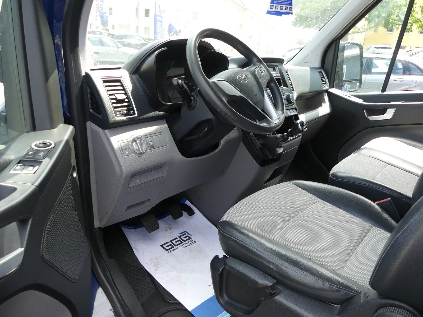 Fahrzeugabbildung Hyundai H350 Kasten Kasten L3H2 Profi