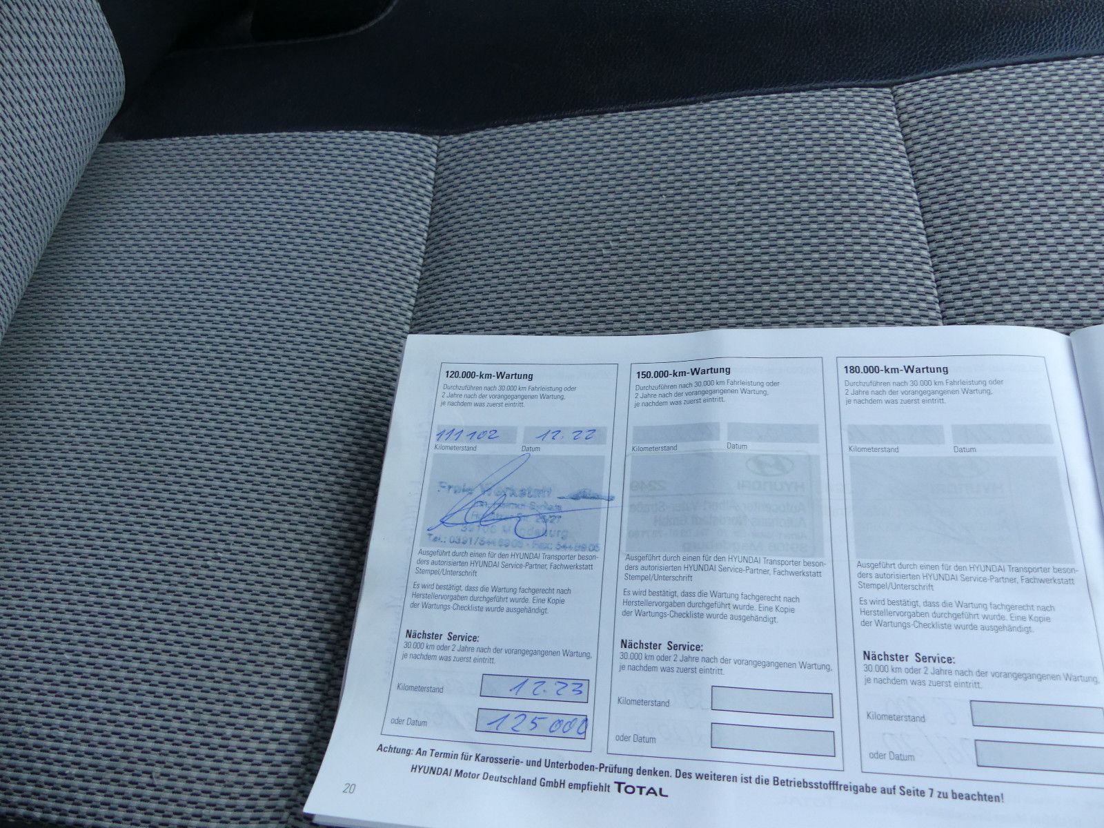 Fahrzeugabbildung Hyundai H350 Kasten Kasten L3H2 Profi
