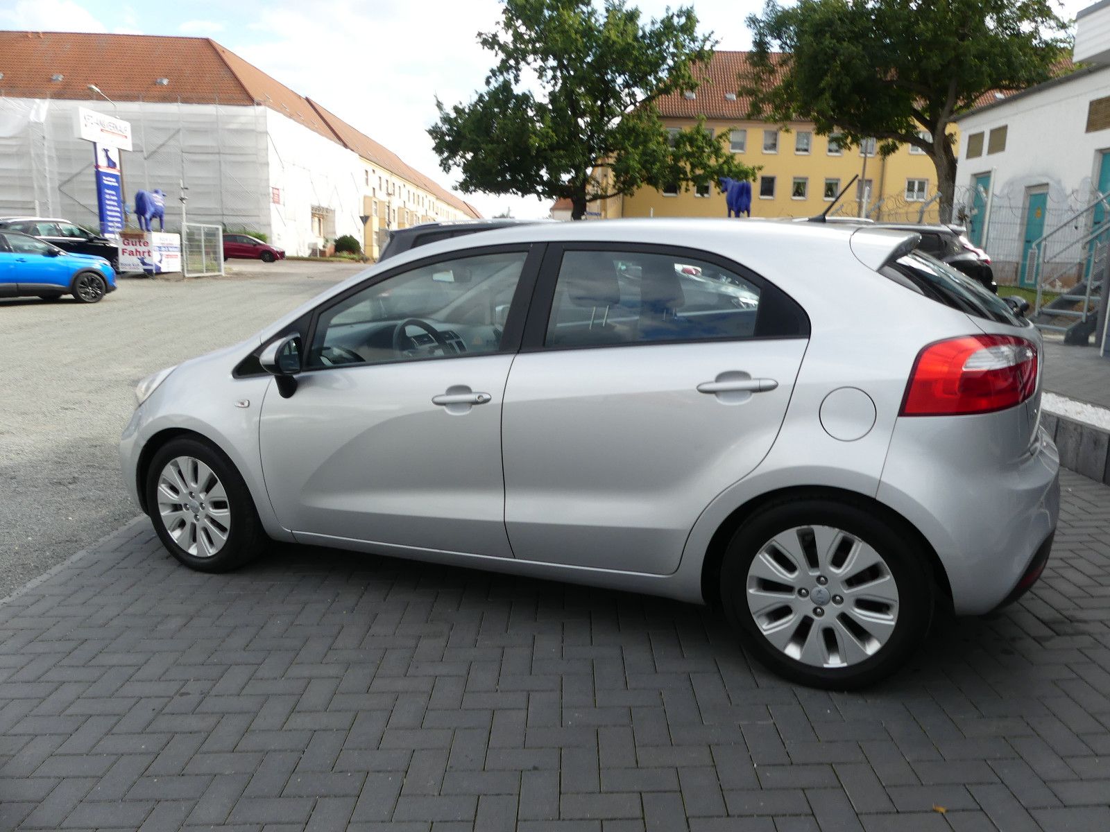 Fahrzeugabbildung Kia Rio Edition 7
