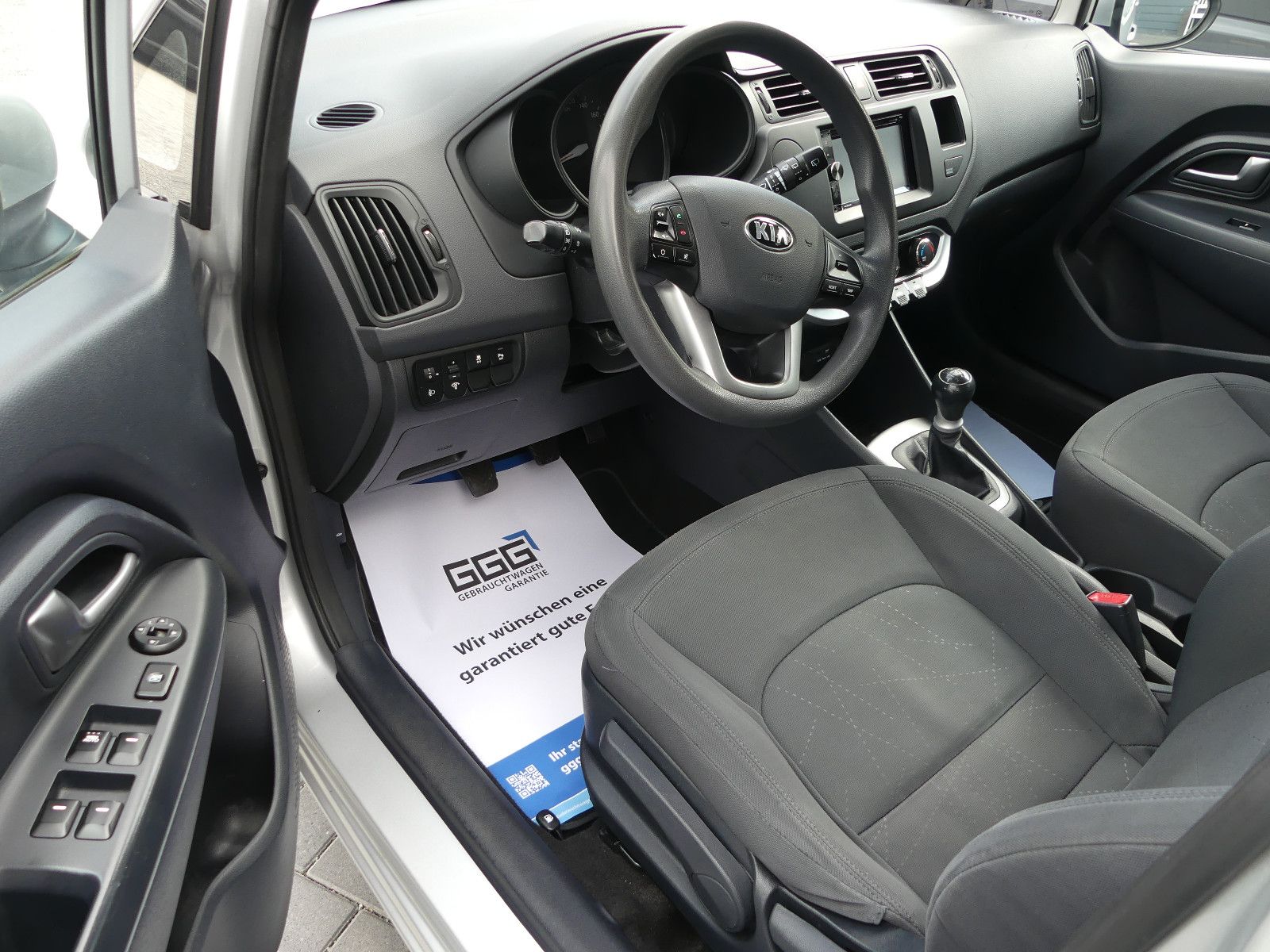 Fahrzeugabbildung Kia Rio Edition 7