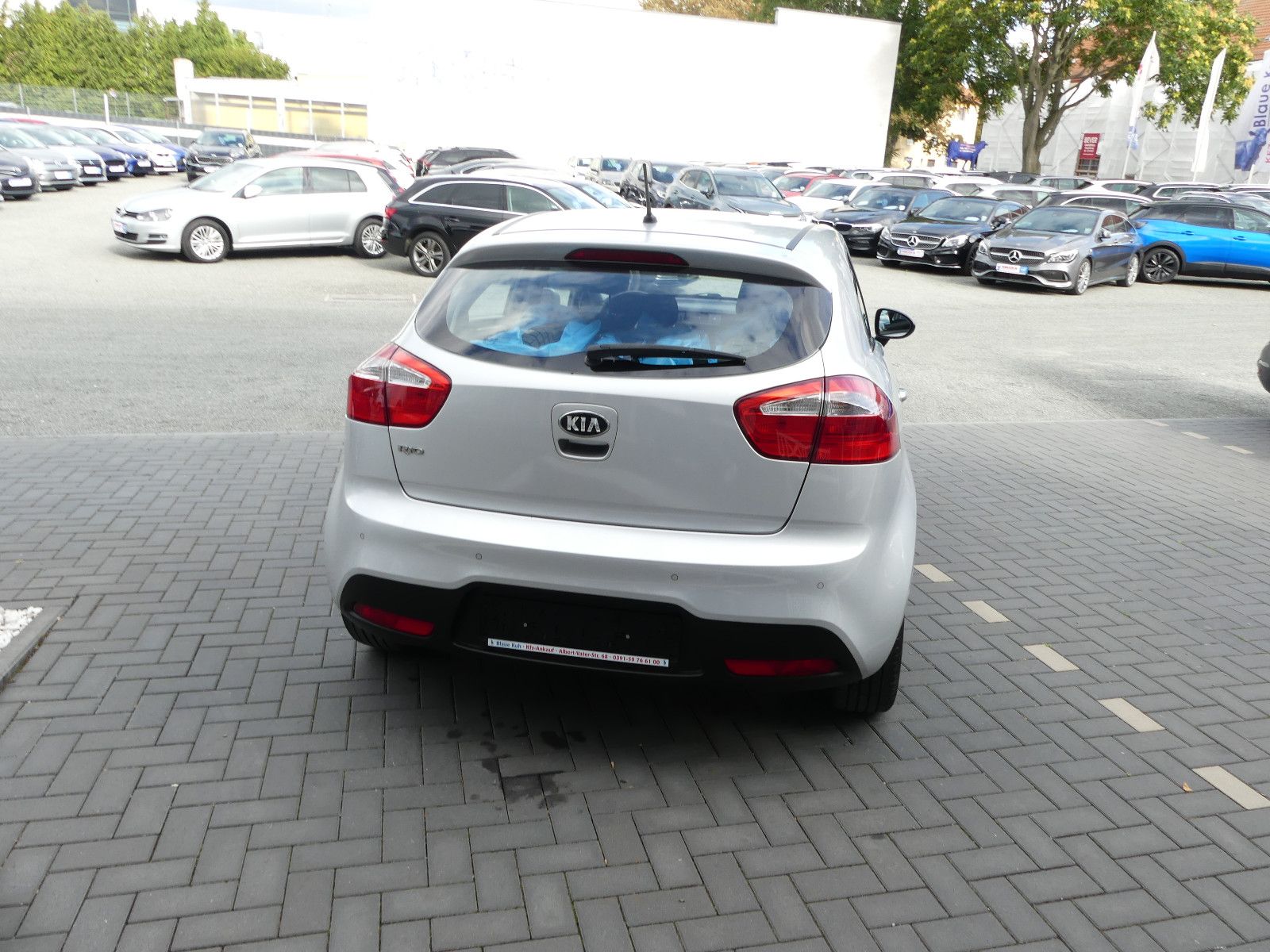 Fahrzeugabbildung Kia Rio Edition 7