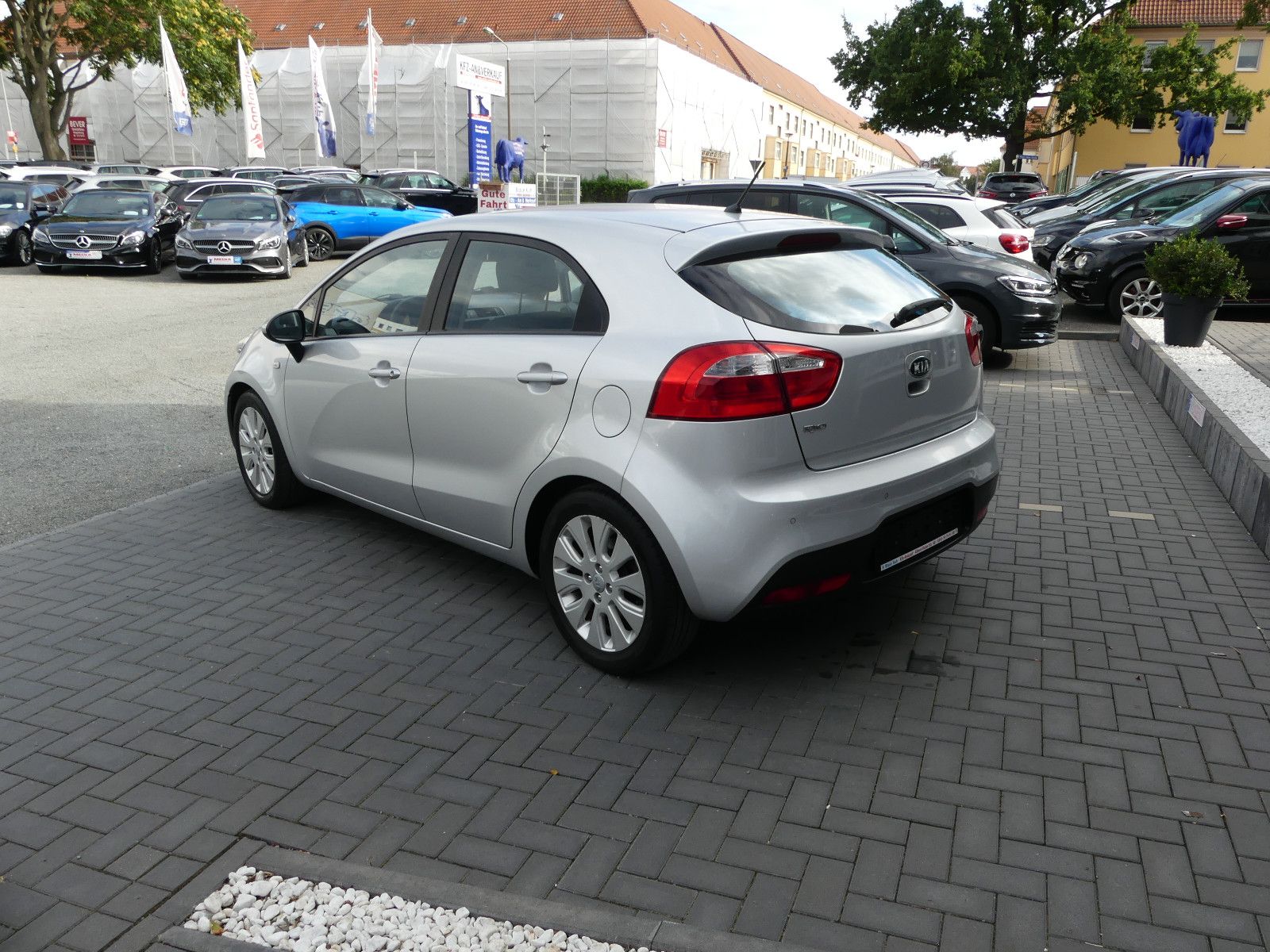 Fahrzeugabbildung Kia Rio Edition 7