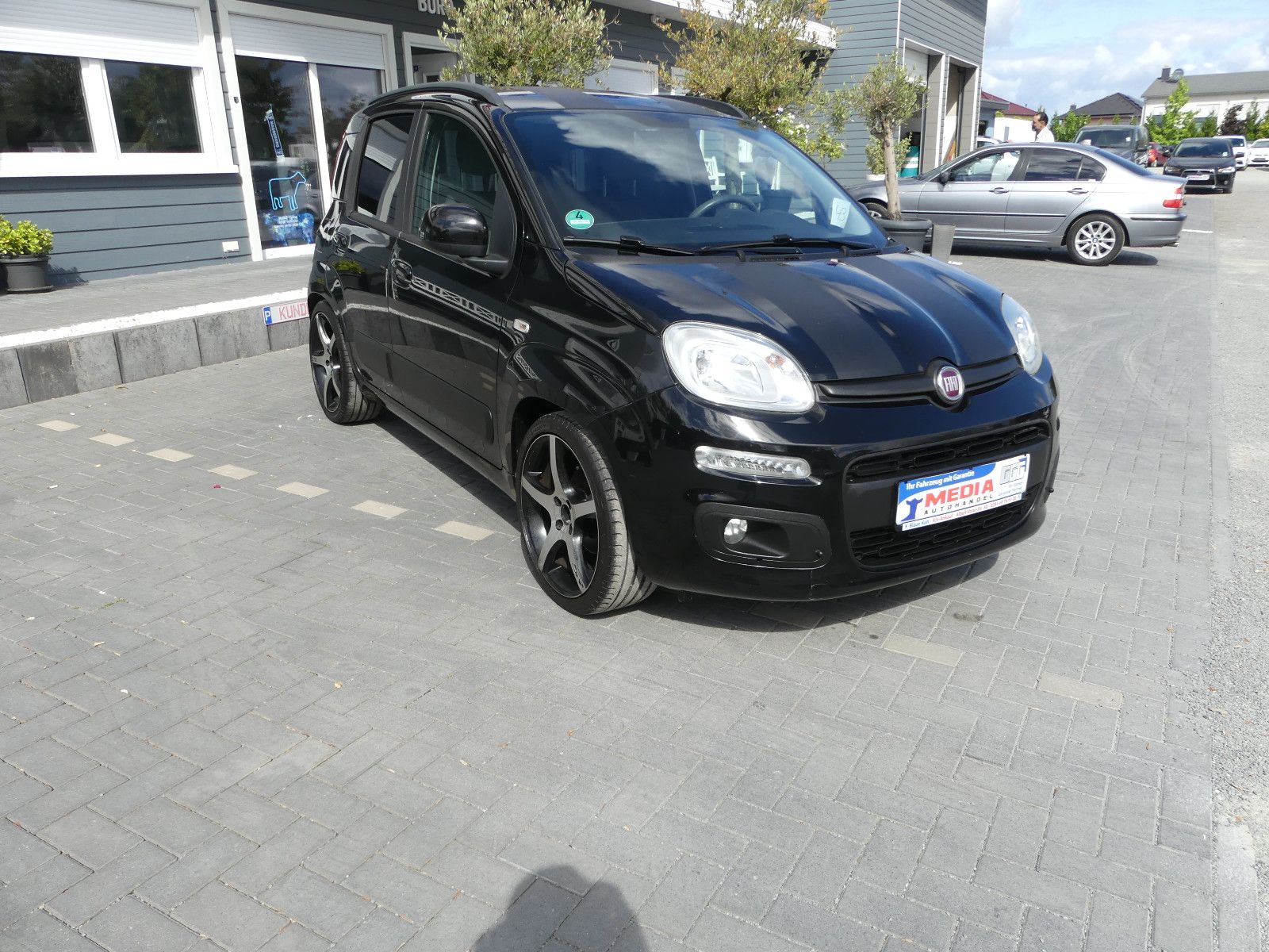 Fahrzeugabbildung Fiat Panda Lounge