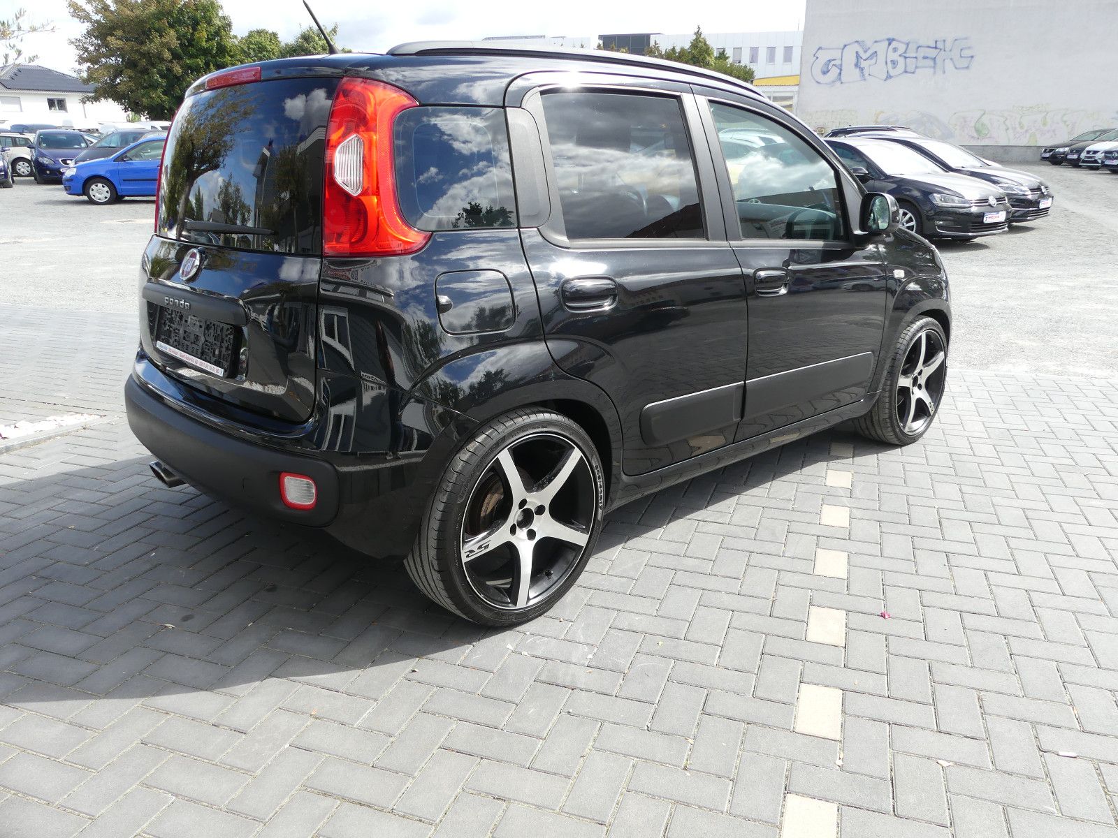 Fahrzeugabbildung Fiat Panda Lounge