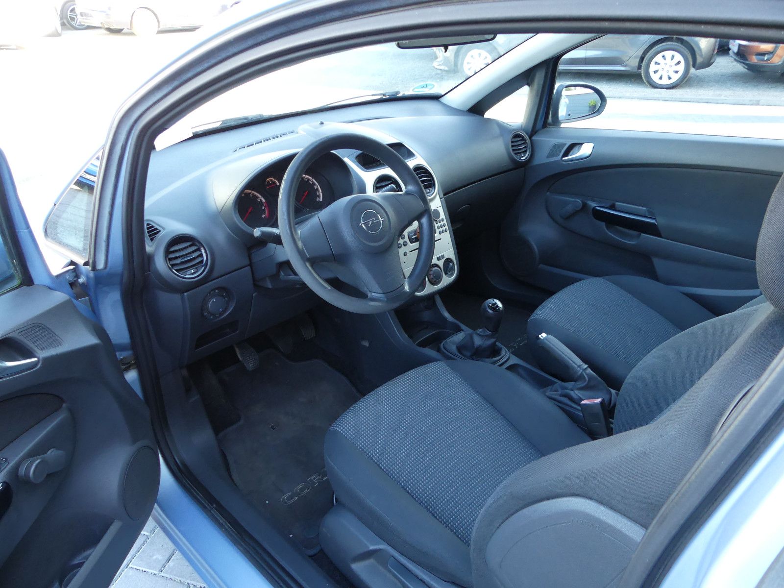 Fahrzeugabbildung Opel Corsa D Selection "110 Jahre"