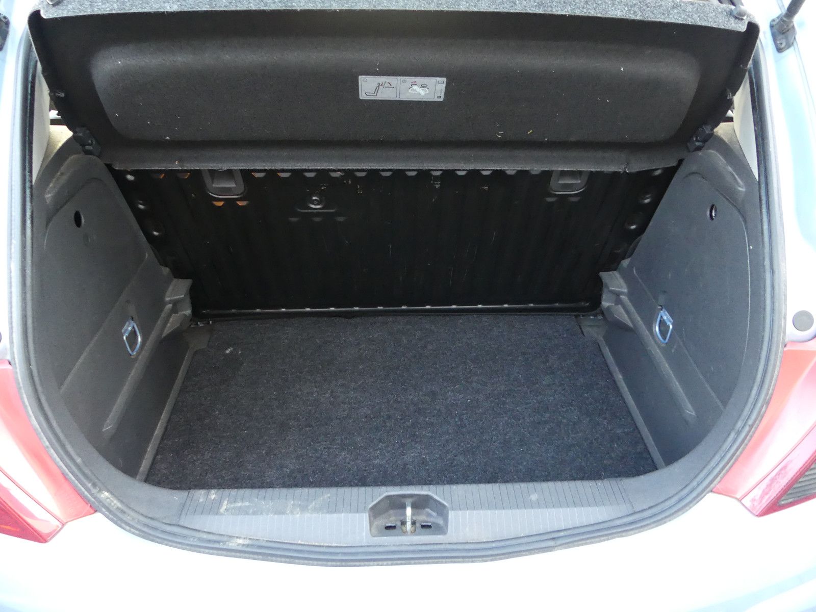 Fahrzeugabbildung Opel Corsa D Selection "110 Jahre"