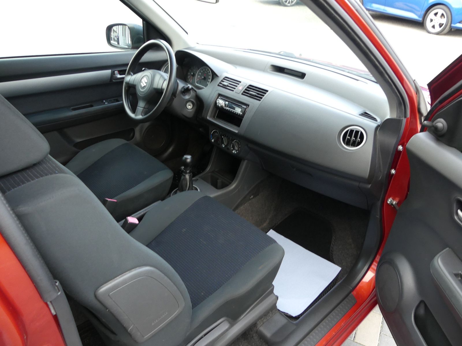 Fahrzeugabbildung Suzuki Swift Lim. Classic