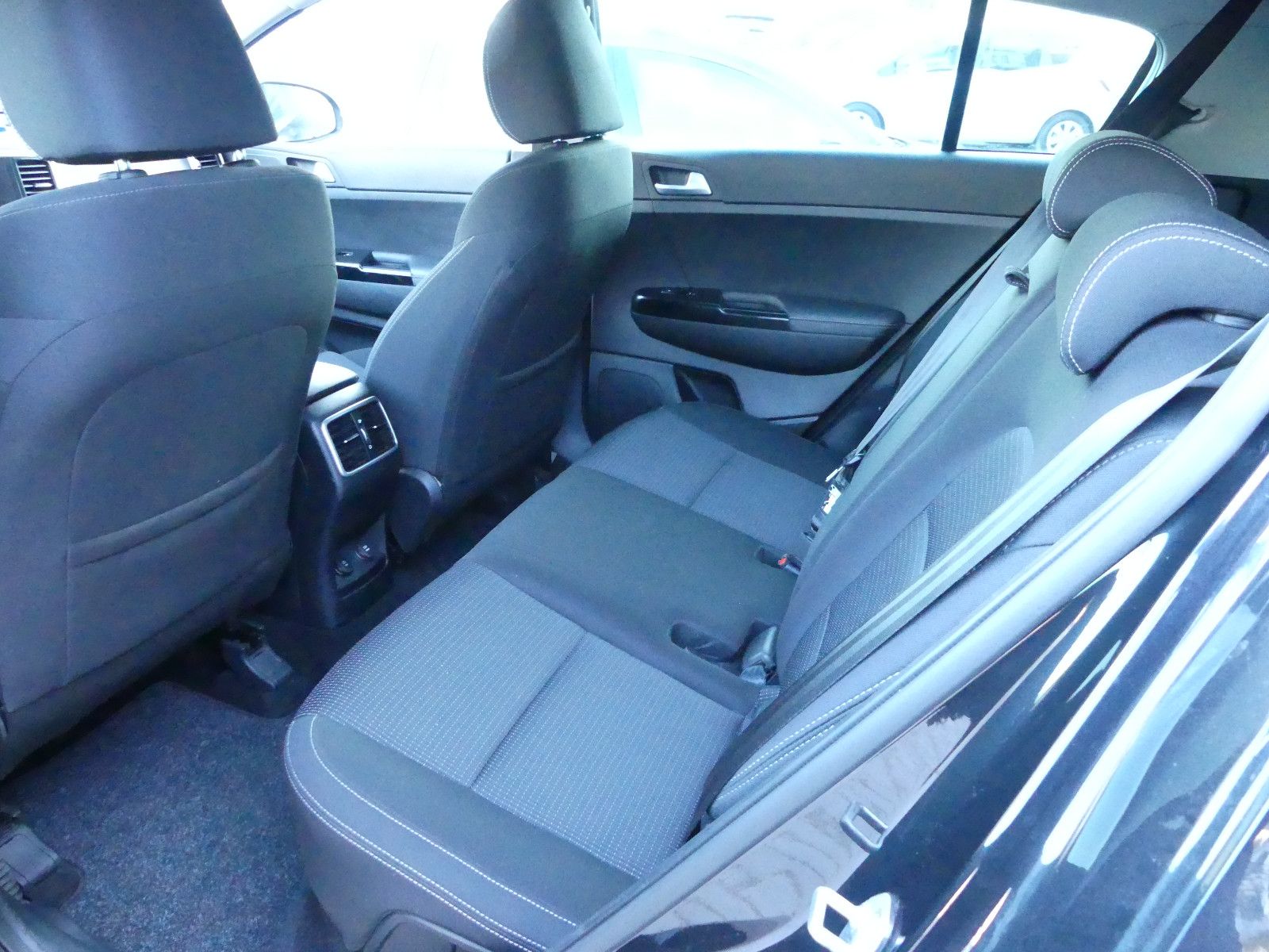 Fahrzeugabbildung Kia Sportage "1.Hand"