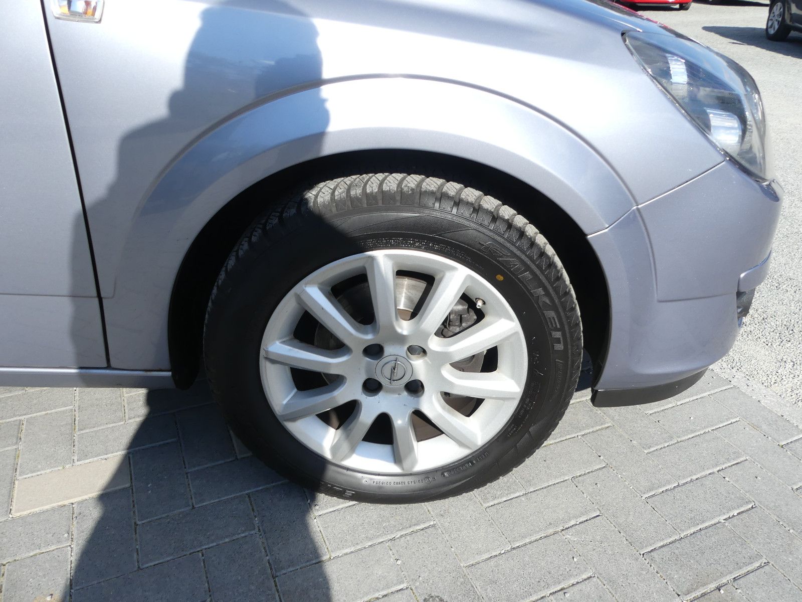 Fahrzeugabbildung Opel Astra H Lim. Elegance