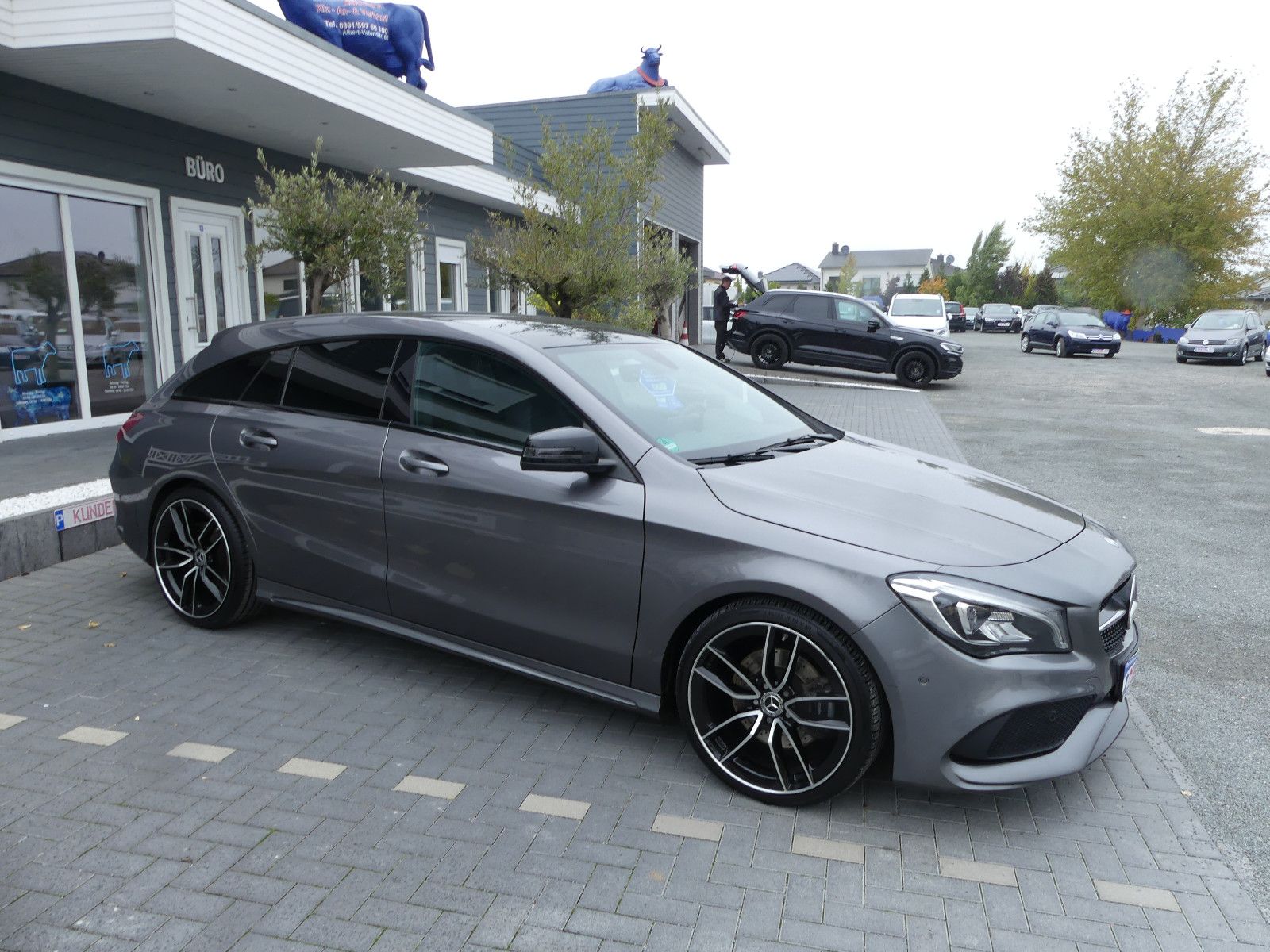 Fahrzeugabbildung Mercedes-Benz CLA 220 CLA -Klasse Shooting Brake CDI / d