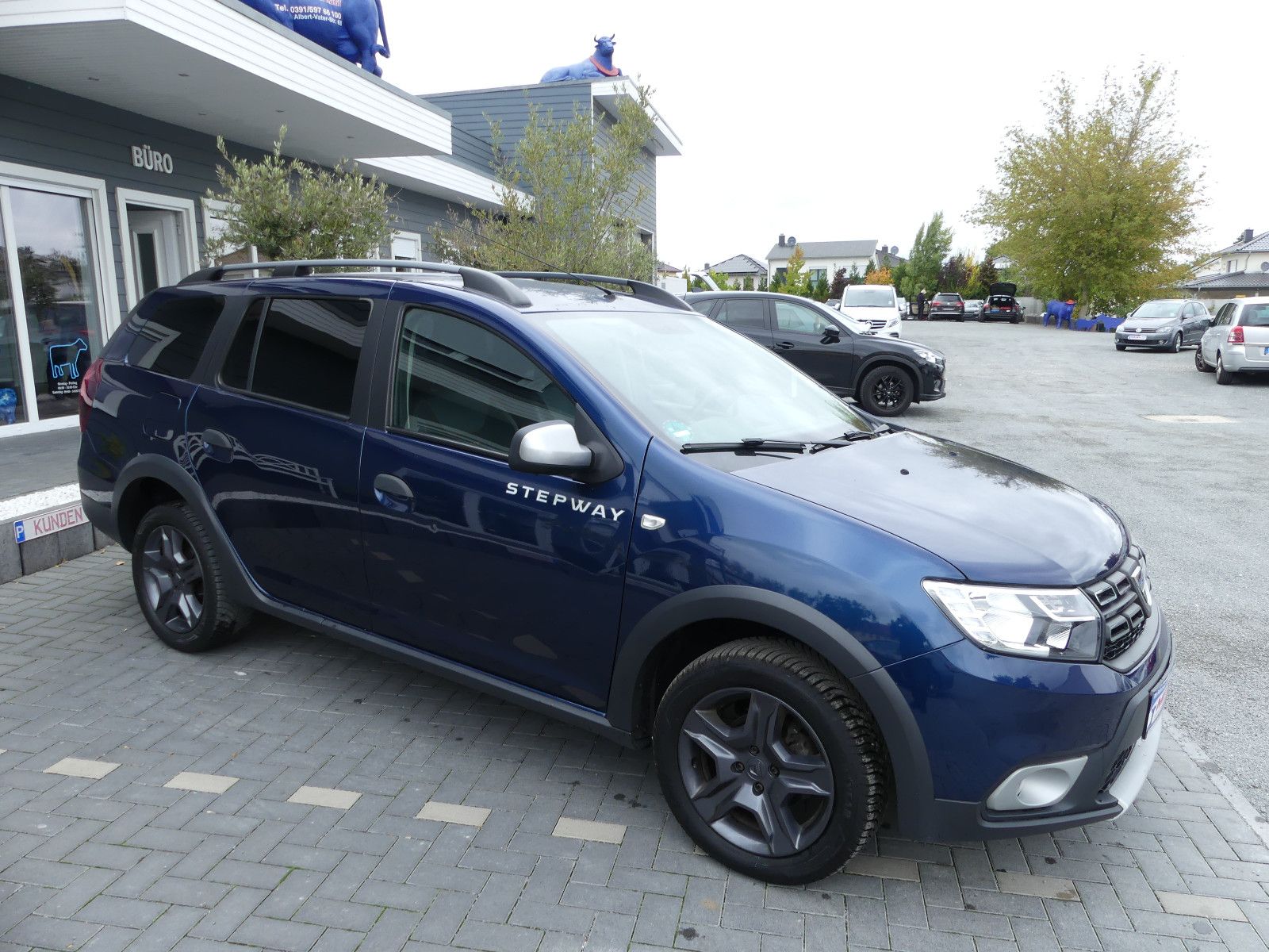 Fahrzeugabbildung Dacia Logan MCV II Kombi Stepway Celebration