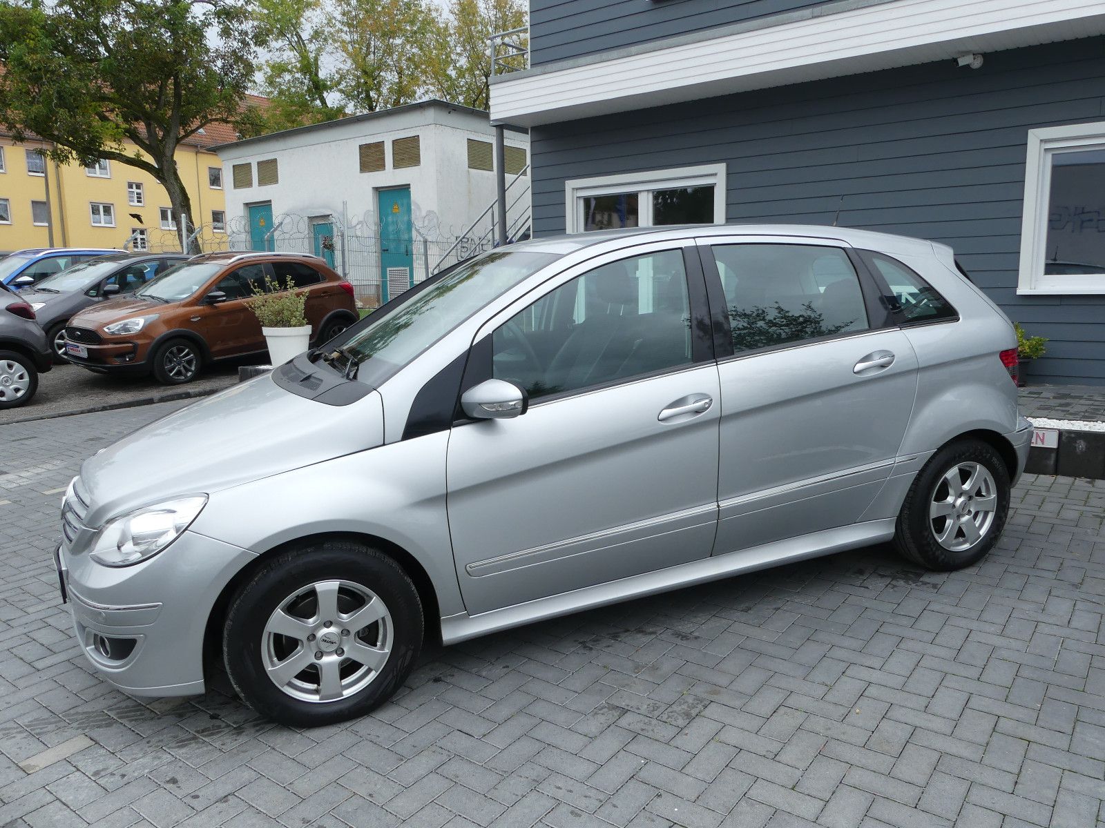 Fahrzeugabbildung Mercedes-Benz B 170 B -Klasse B 170
