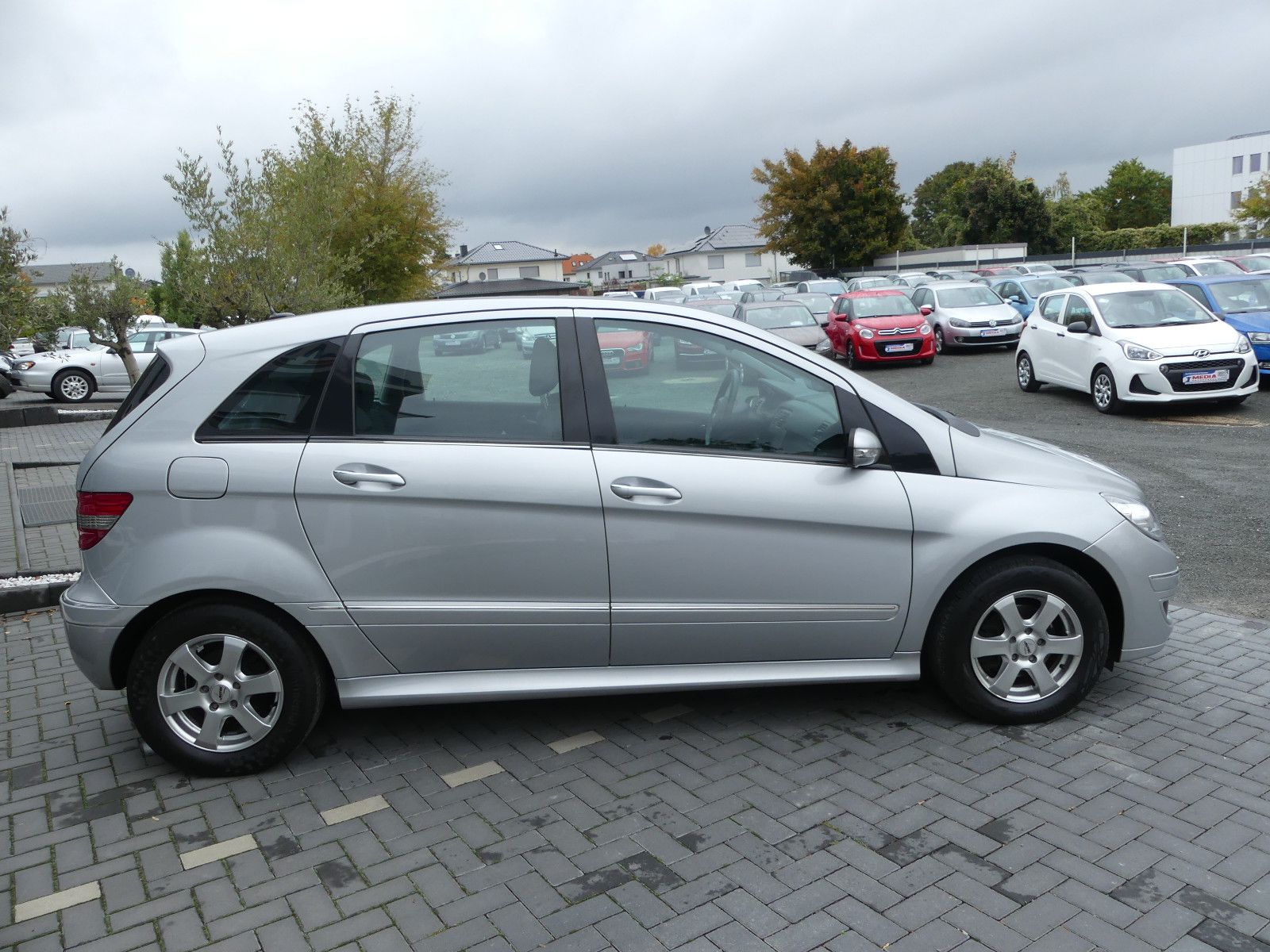 Fahrzeugabbildung Mercedes-Benz B 170 B -Klasse B 170