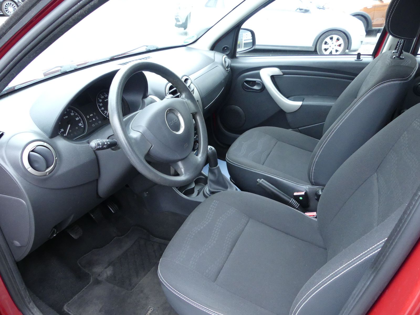 Fahrzeugabbildung Dacia Sandero Stepway