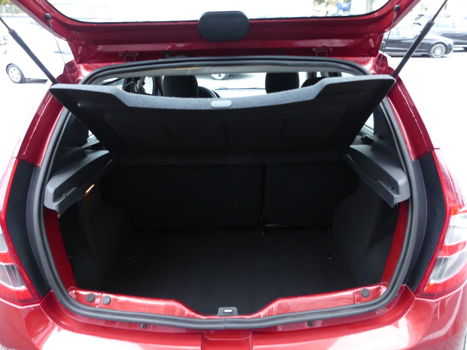 Fahrzeugabbildung Dacia Sandero Stepway