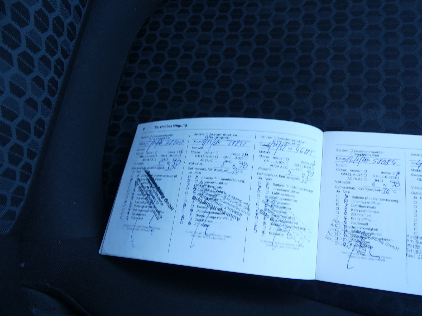 Fahrzeugabbildung Opel Corsa E Edition 1.4