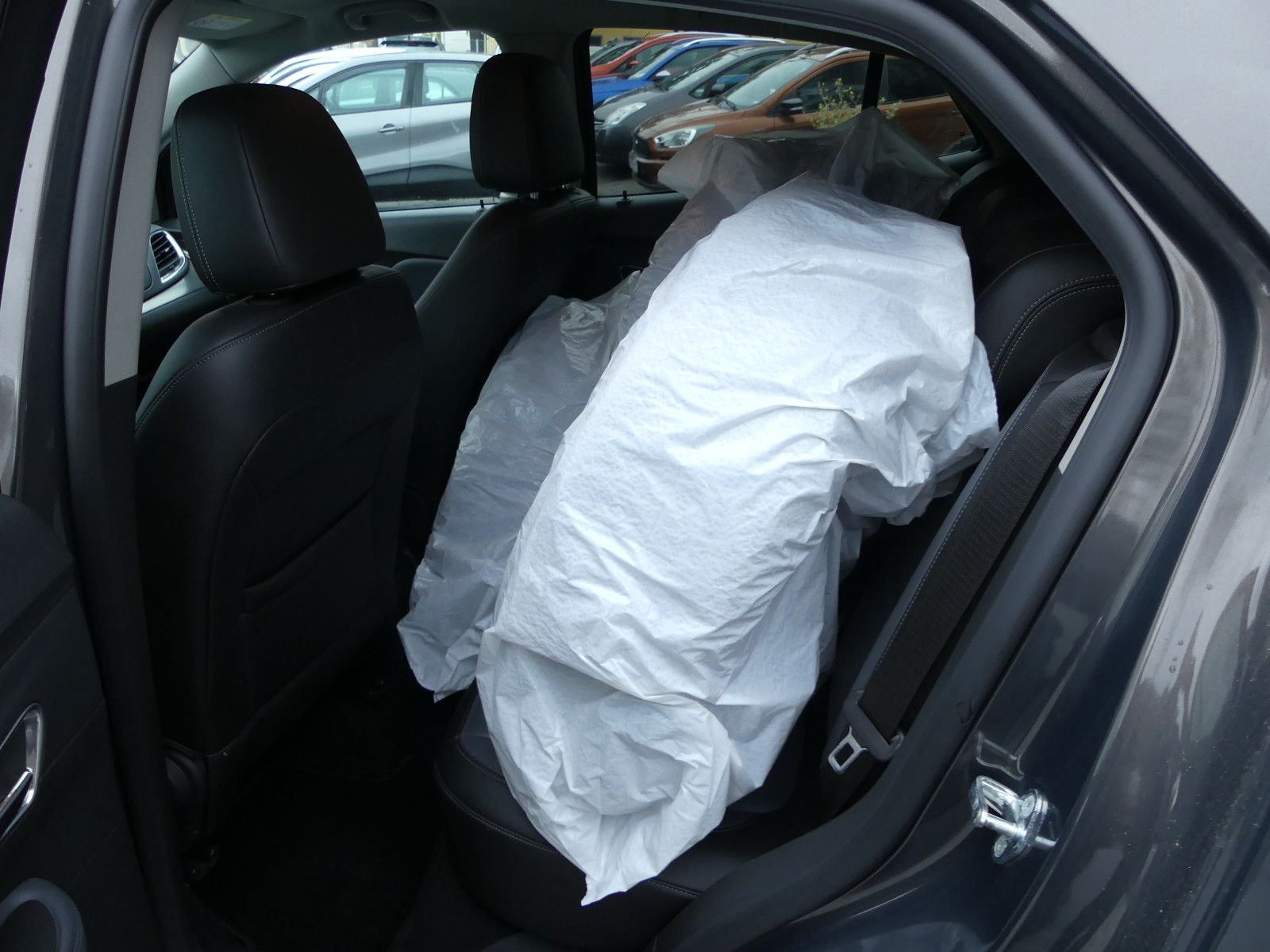 Fahrzeugabbildung Opel Mokka Innovation ecoFlex, 1. Hand