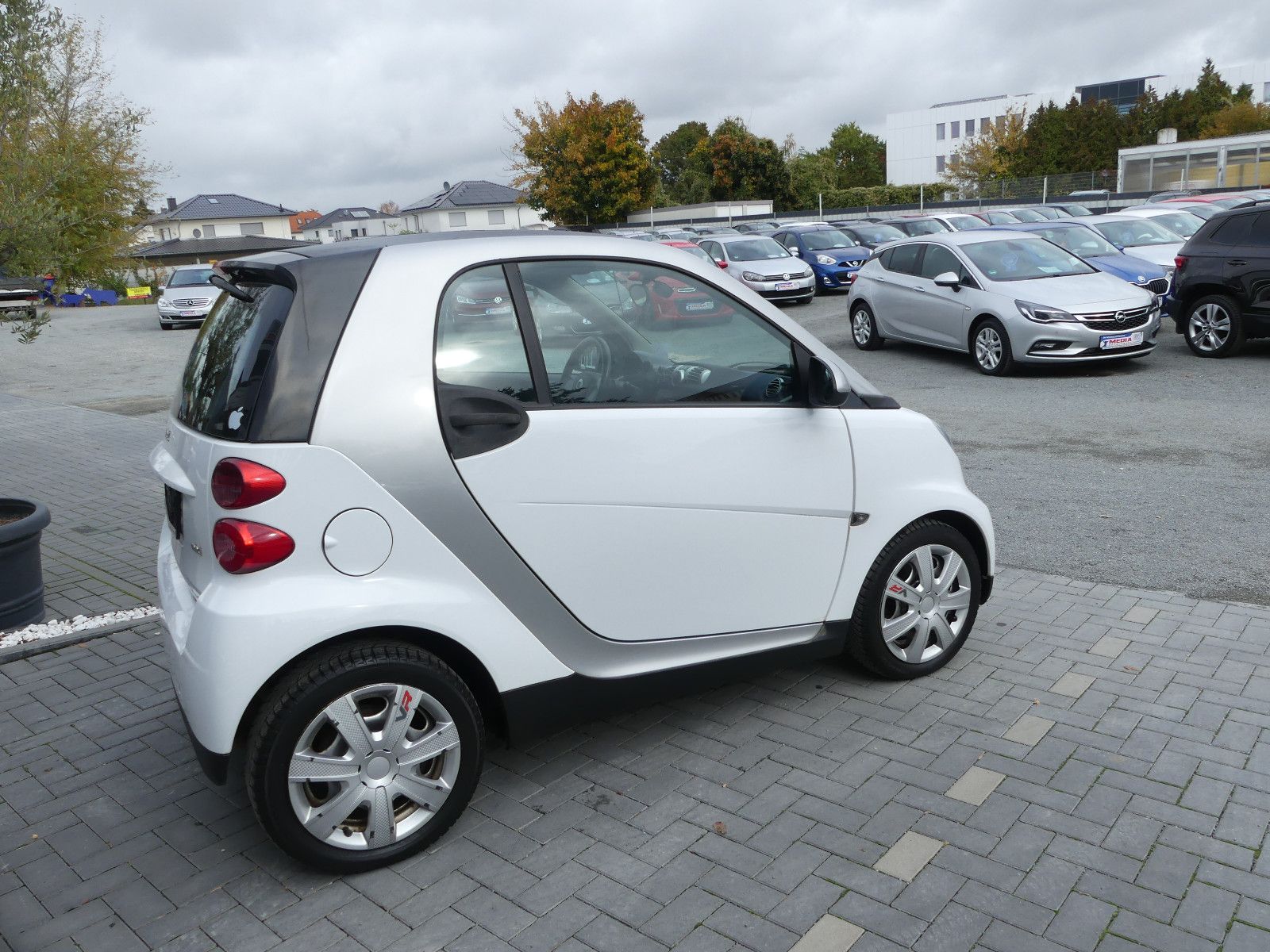 Fahrzeugabbildung Smart ForTwo fortwo coupe  Drive 45kW