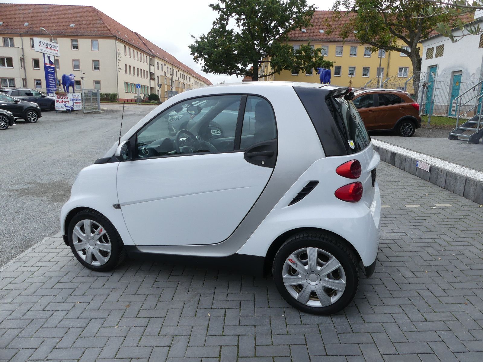 Fahrzeugabbildung Smart ForTwo fortwo coupe  Drive 45kW