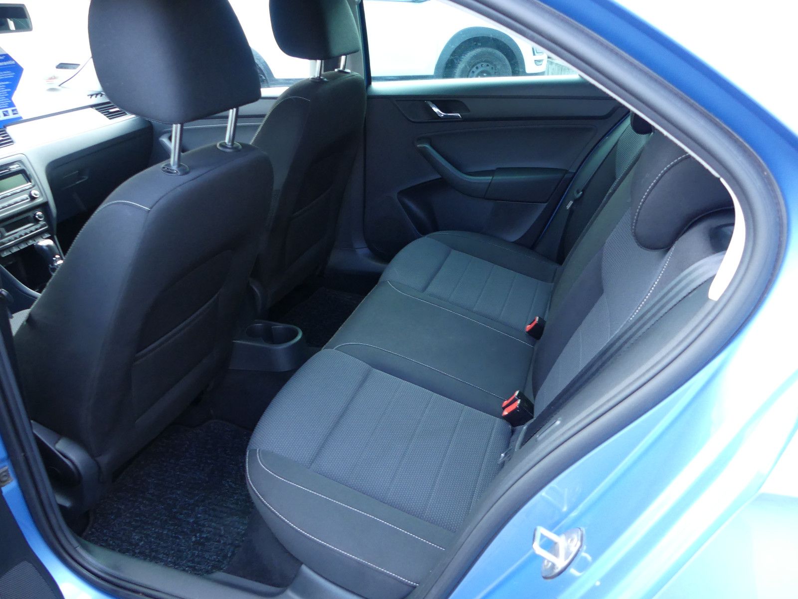 Fahrzeugabbildung SKODA Rapid 1.4 TSI DSG Edition, Automatik