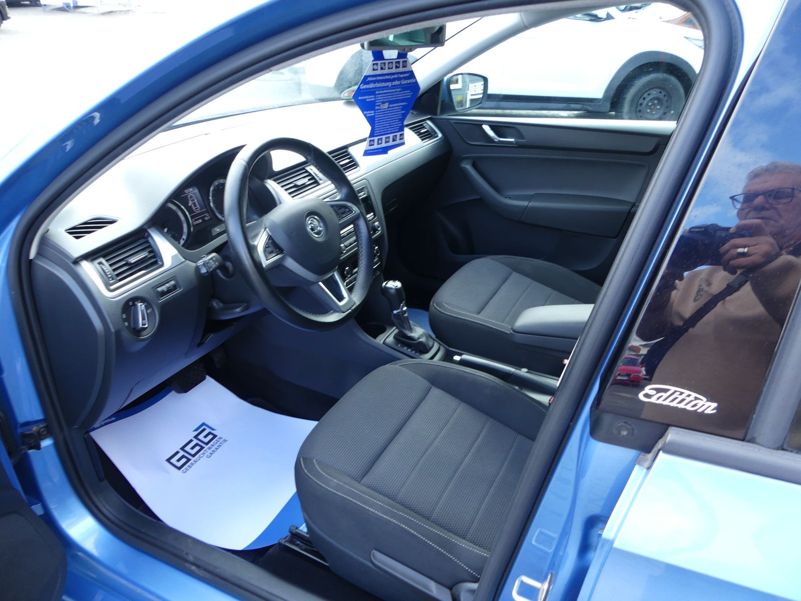 Fahrzeugabbildung SKODA Rapid 1.4 TSI DSG Edition, Automatik