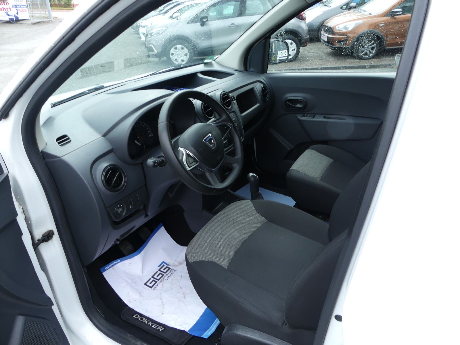 Fahrzeugabbildung Dacia Dokker Express Ambiance, 1. Hand