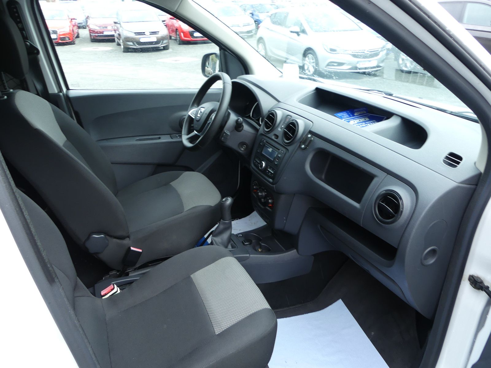 Fahrzeugabbildung Dacia Dokker Express Ambiance, 1. Hand