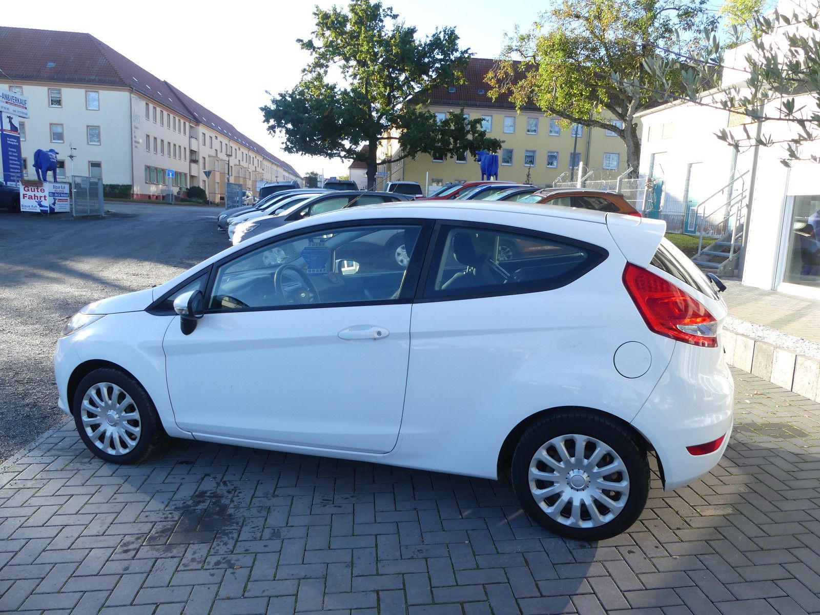 Fahrzeugabbildung Ford Fiesta Trend, TÜV neu