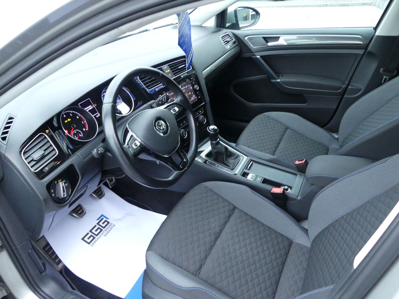 Fahrzeugabbildung Volkswagen Golf VII Variant Join BlueMotion