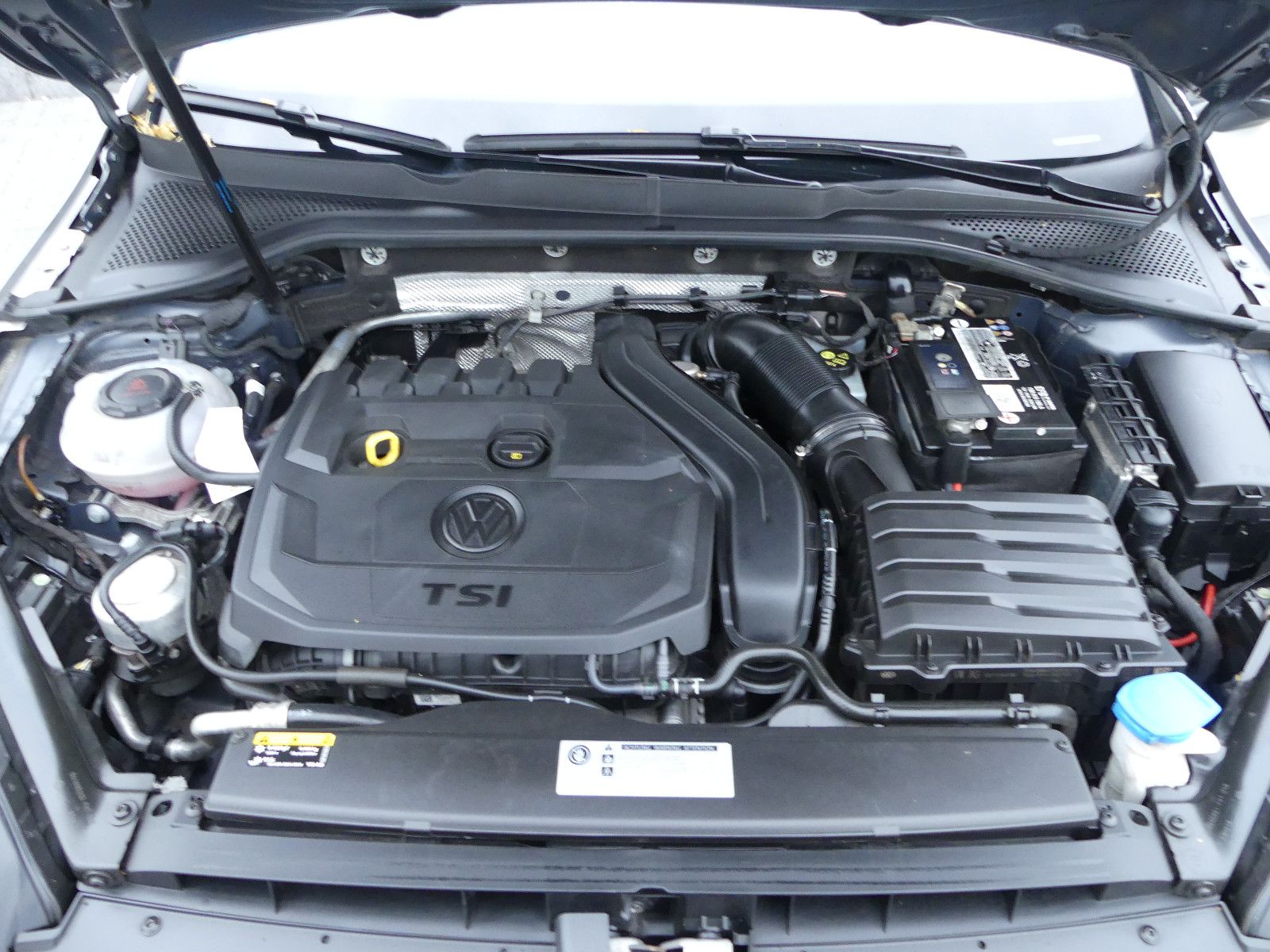 Fahrzeugabbildung Volkswagen Golf VII Variant Join BlueMotion