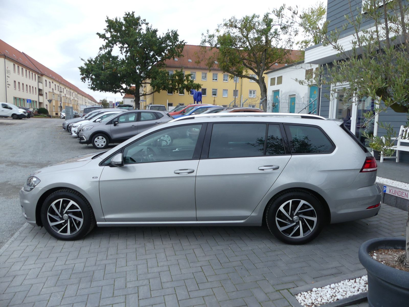 Fahrzeugabbildung Volkswagen Golf VII Variant Join BlueMotion
