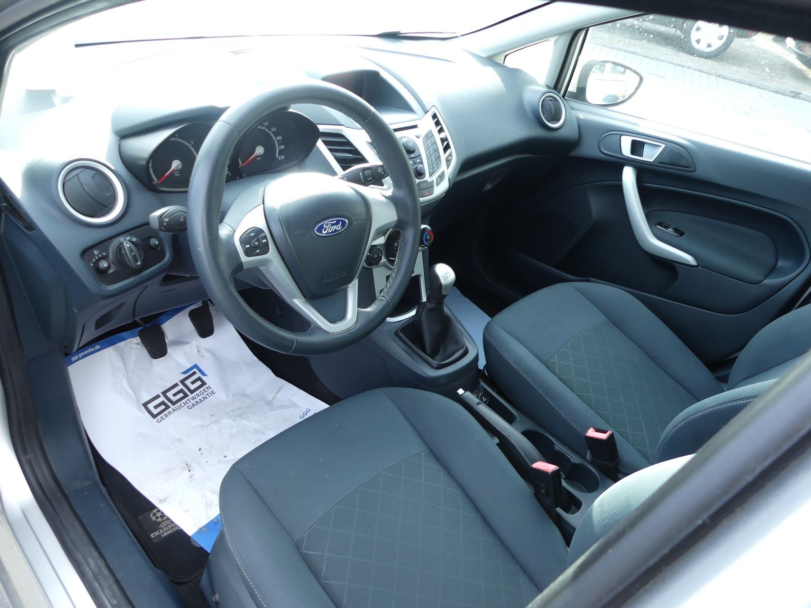 Fahrzeugabbildung Ford Fiesta Champions Edition