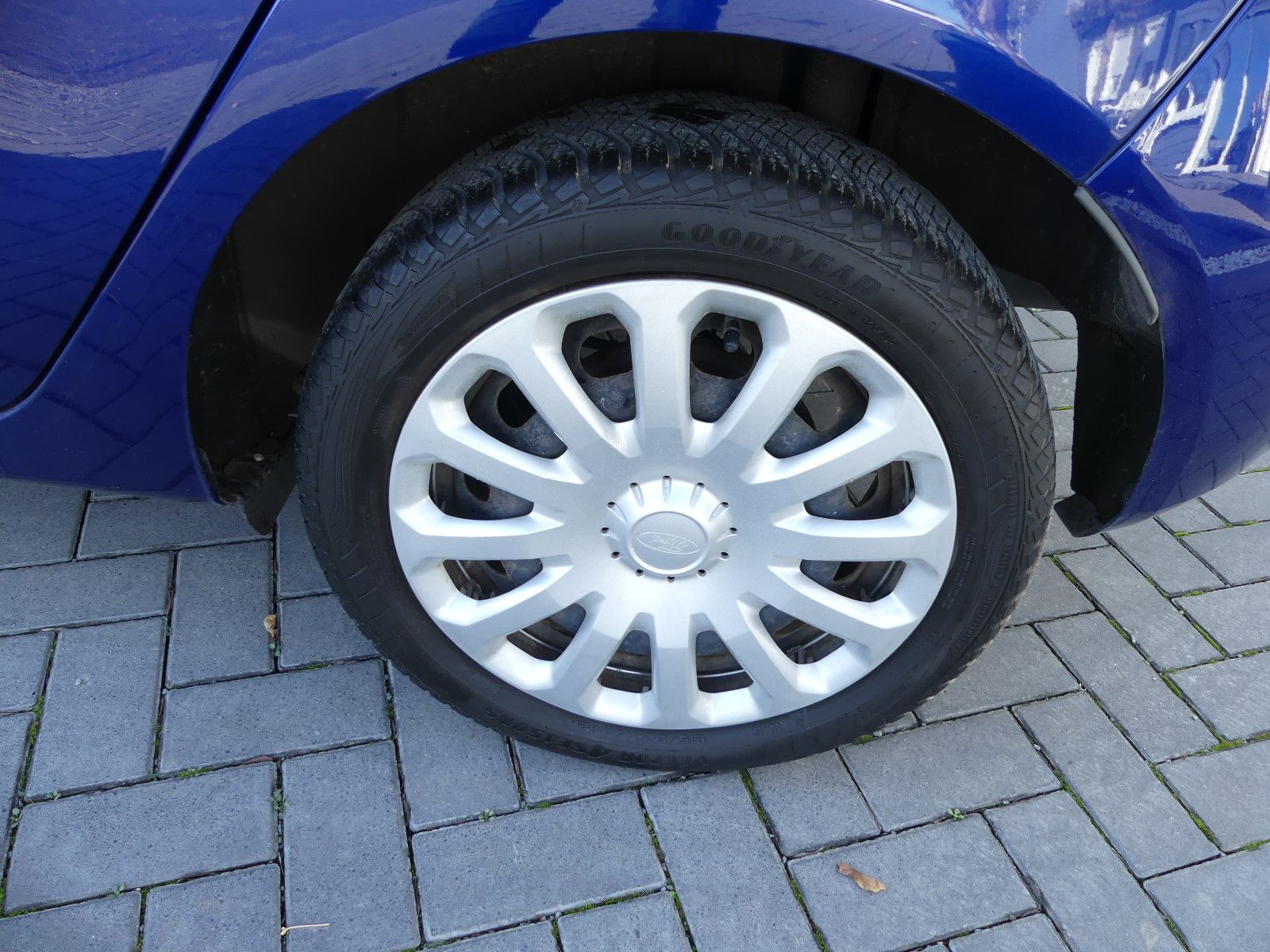 Fahrzeugabbildung Ford Fiesta Celebration, *SITZHEIZUNG*